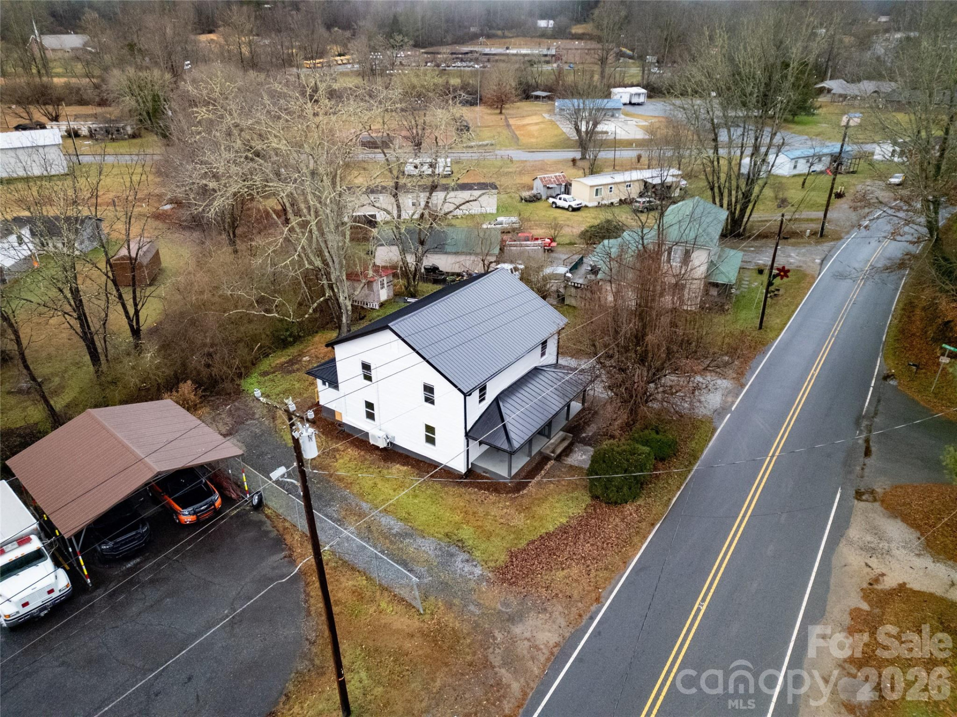 576 Pickens Highway - Photo 4