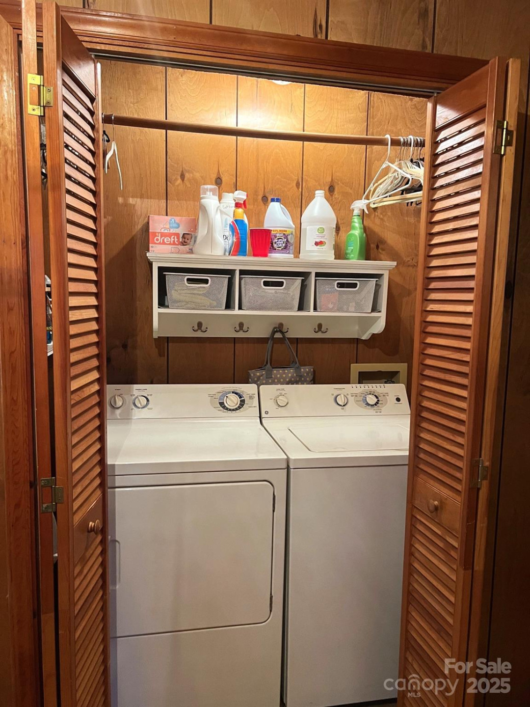 8550 Faraway Drive - Photo 19