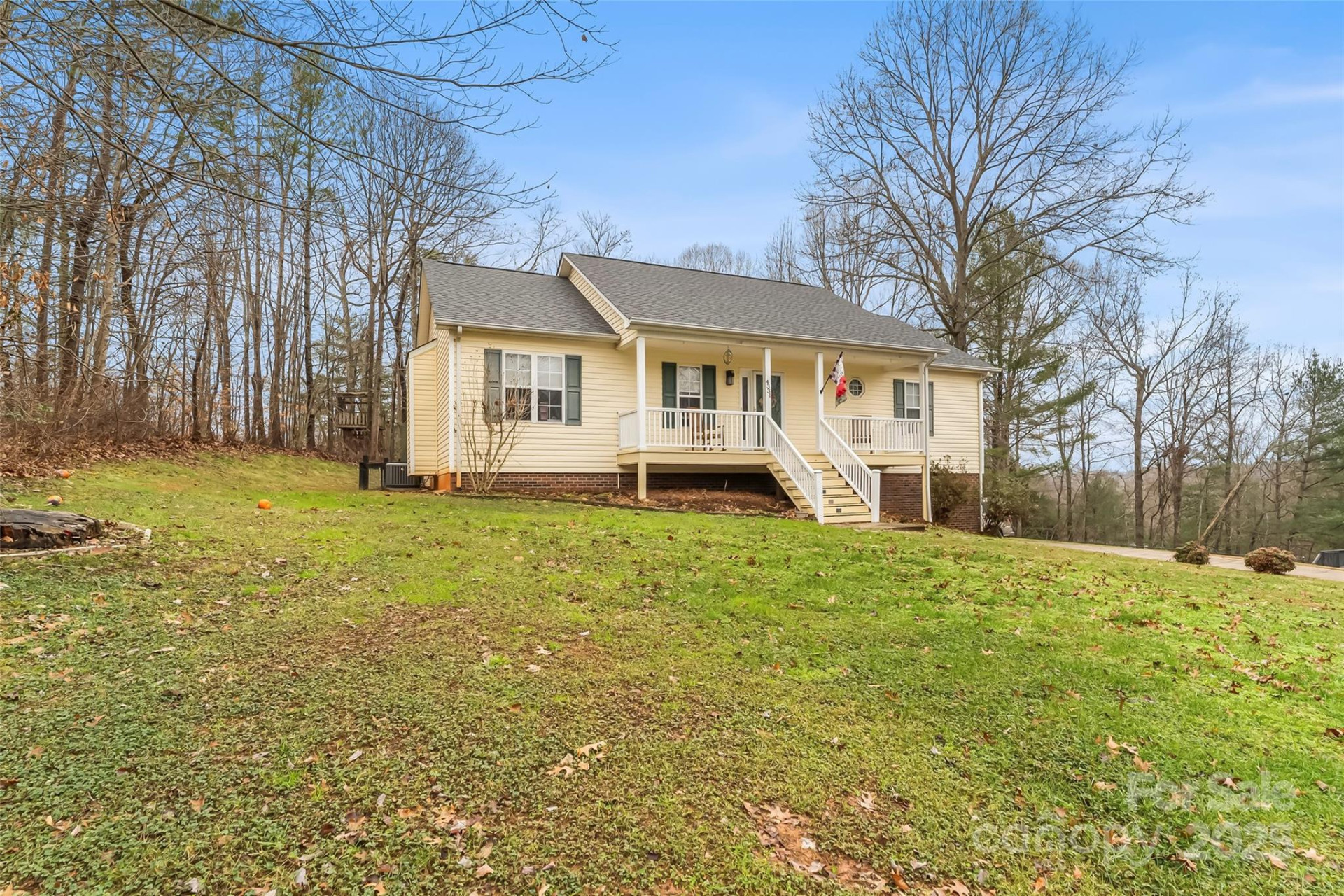 4331 Acorn Trace