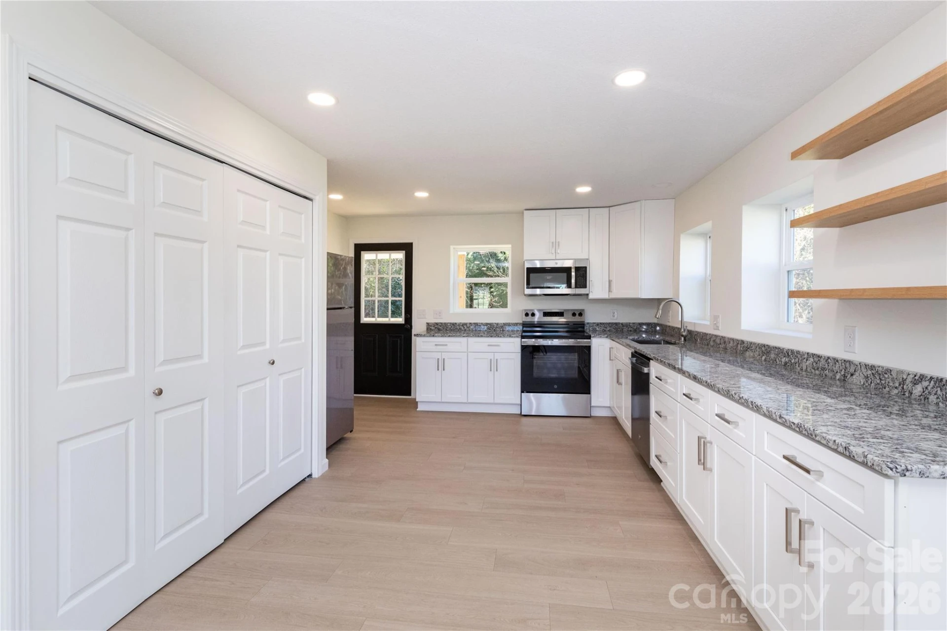 298 Church Street - Photo 16