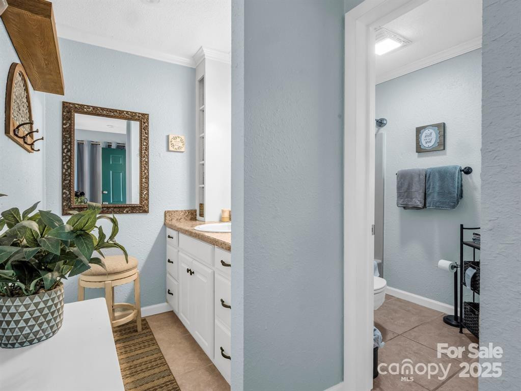 160 Whitney Boulevard - Photo 13