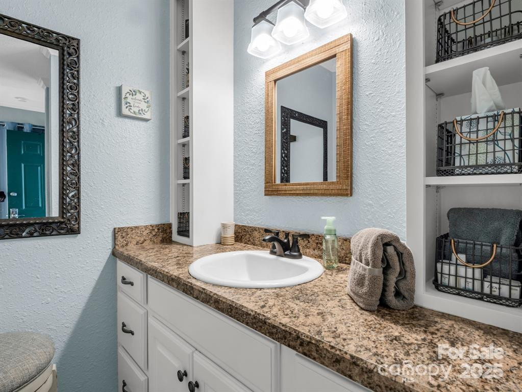 160 Whitney Boulevard - Photo 15