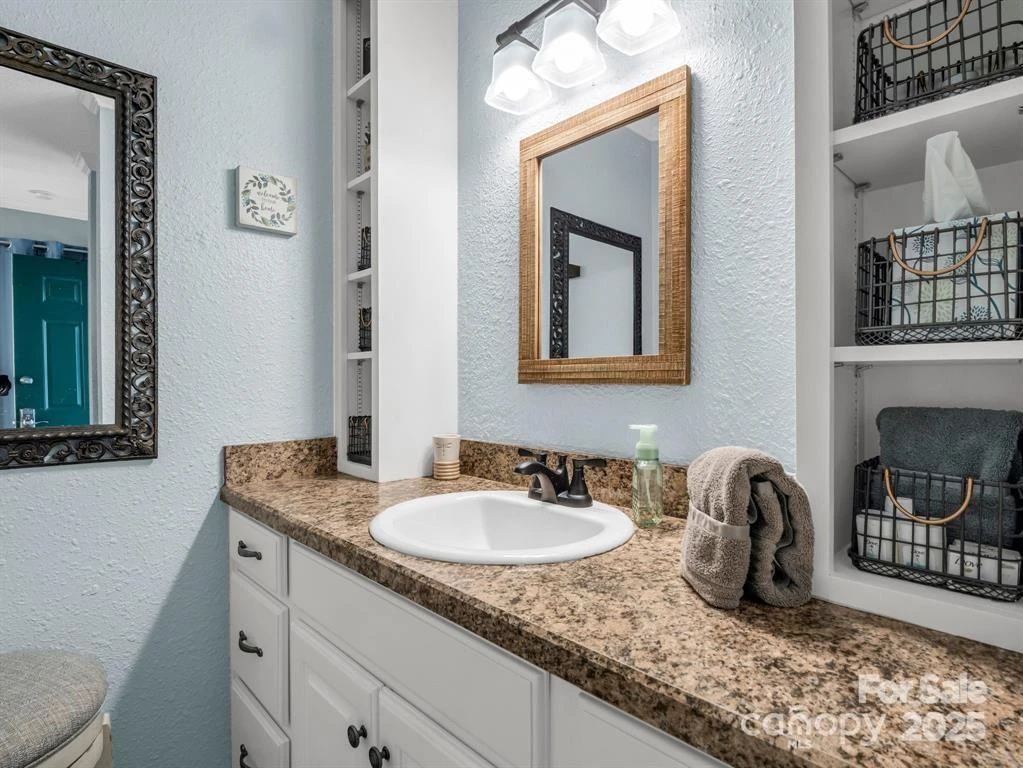 160 Whitney Boulevard - Photo 15
