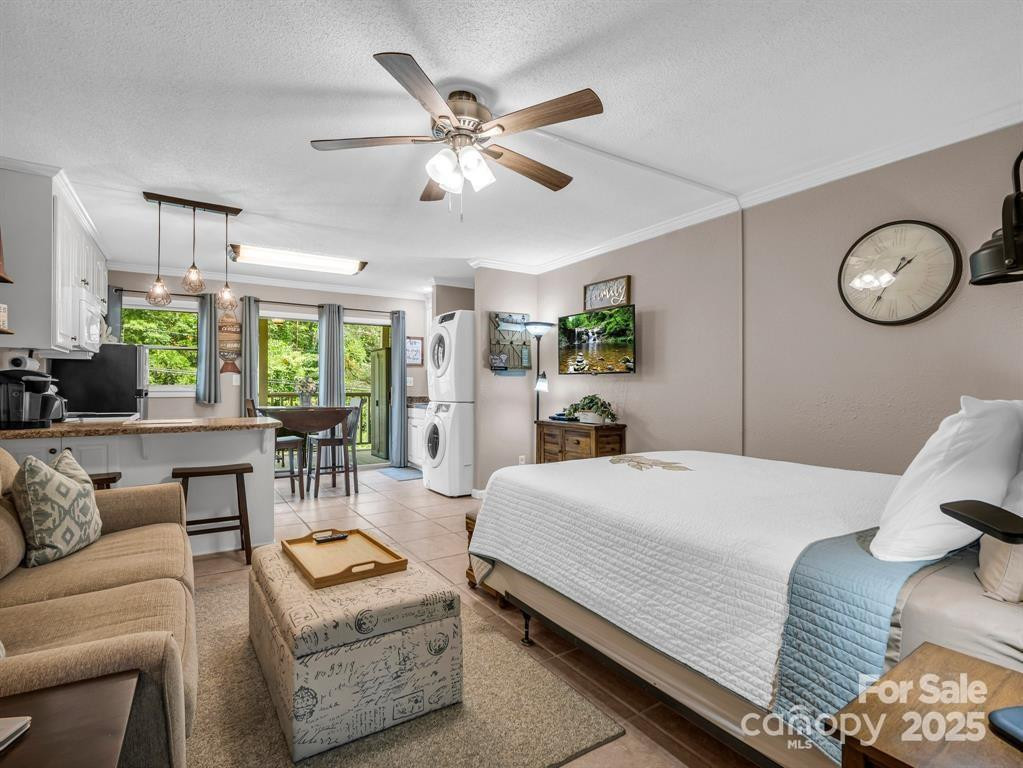 160 Whitney Boulevard - Photo 5