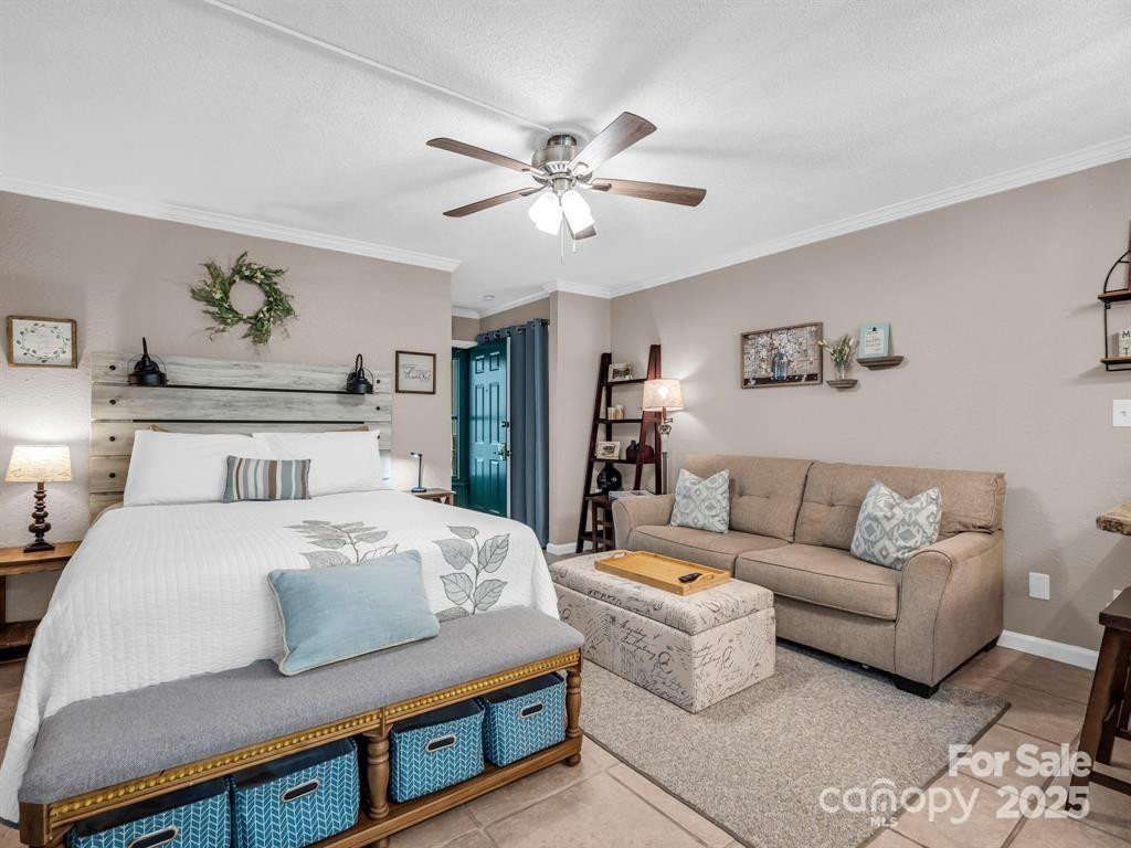 160 Whitney Boulevard - Photo 8