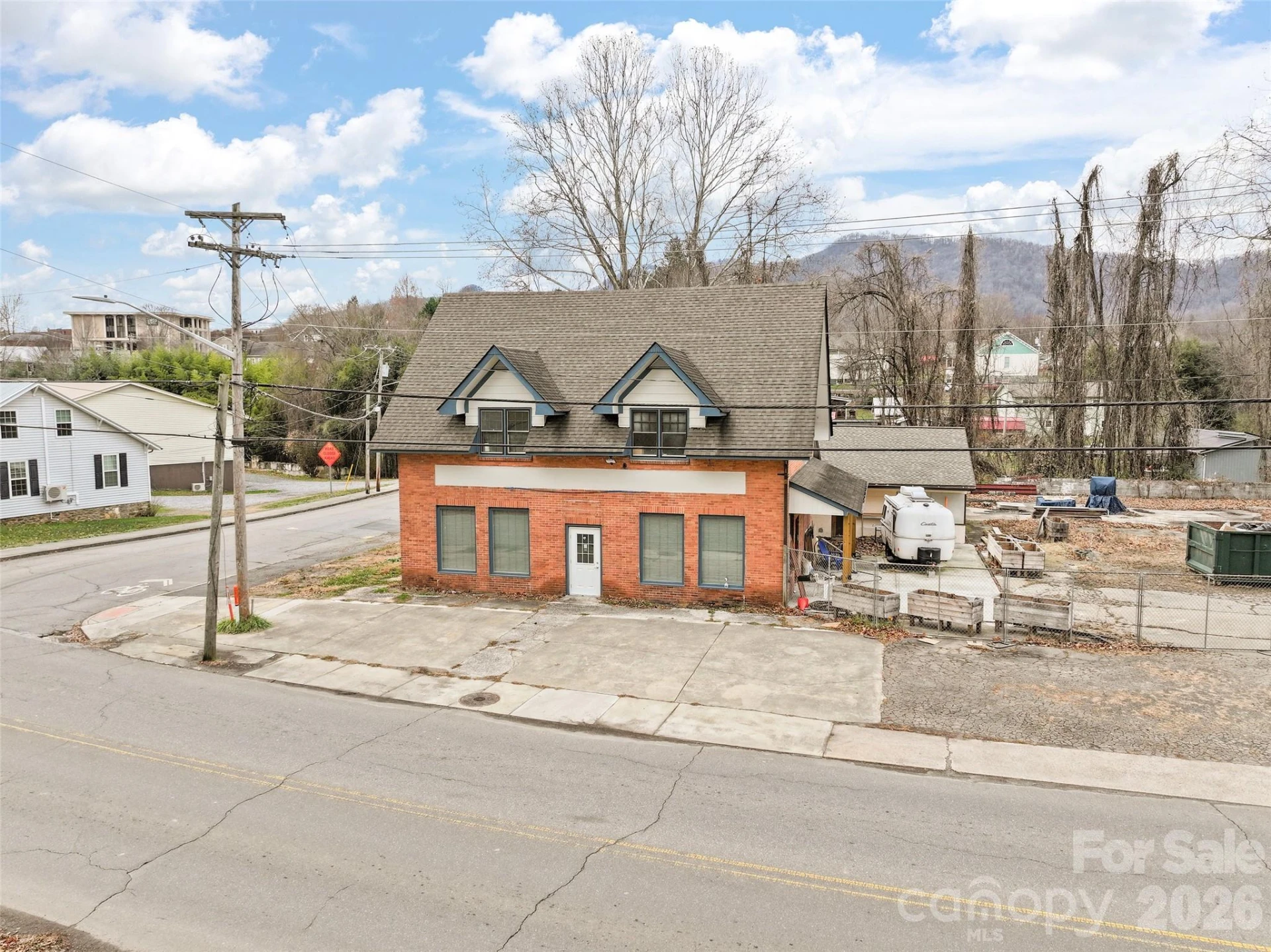 595 Main Street - Photo 4
