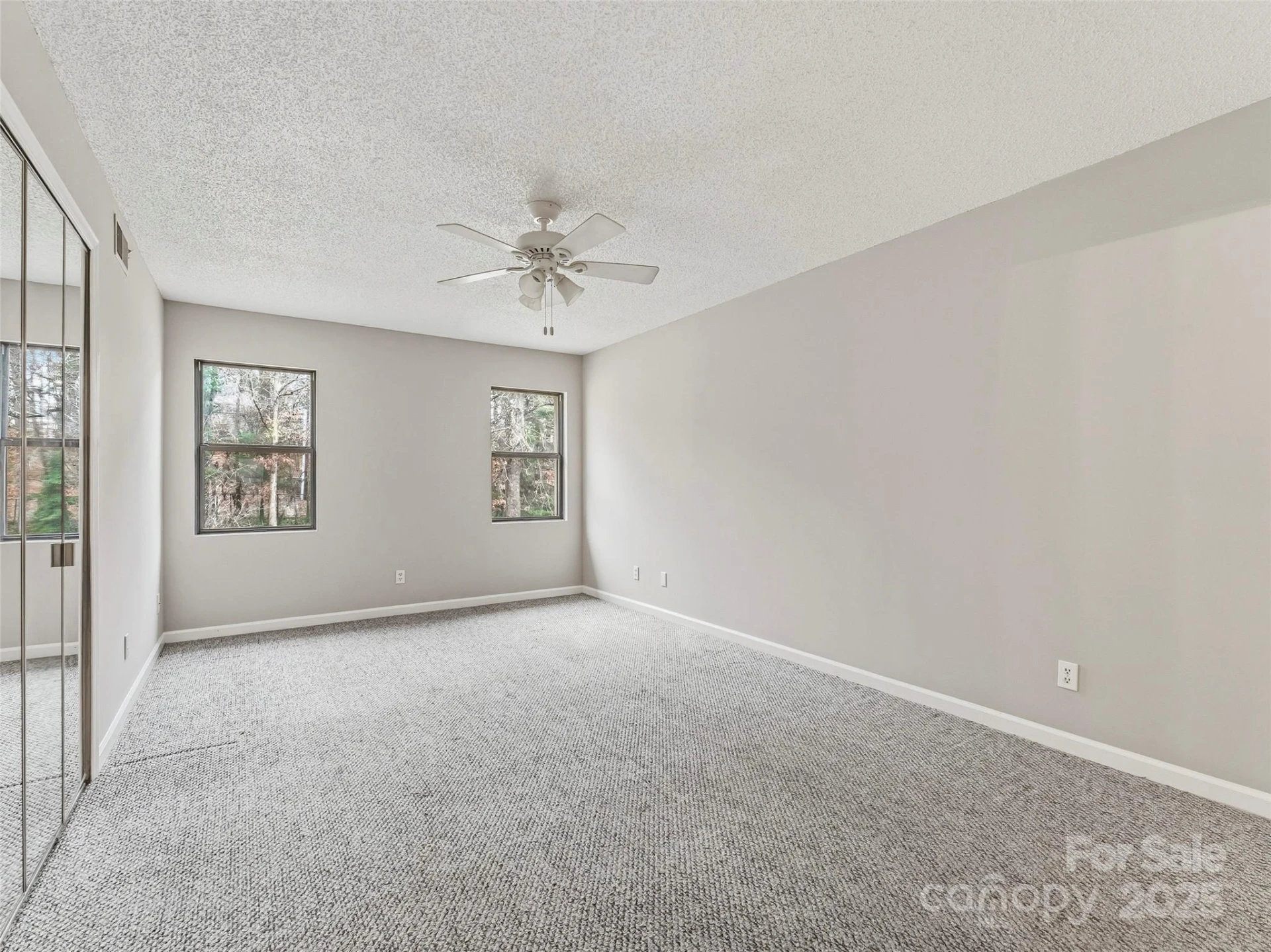 102 Abbey Circle - Photo 11