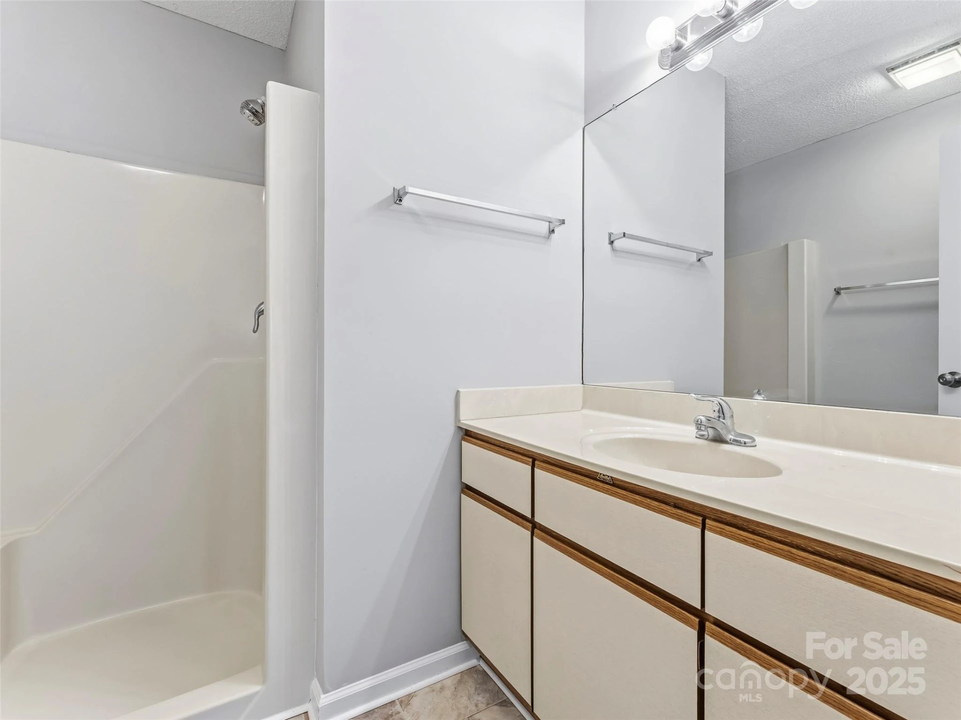 102 Abbey Circle - Photo 14