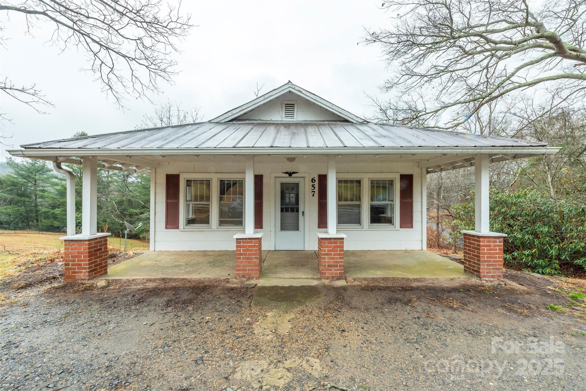 657 Old Fort Road