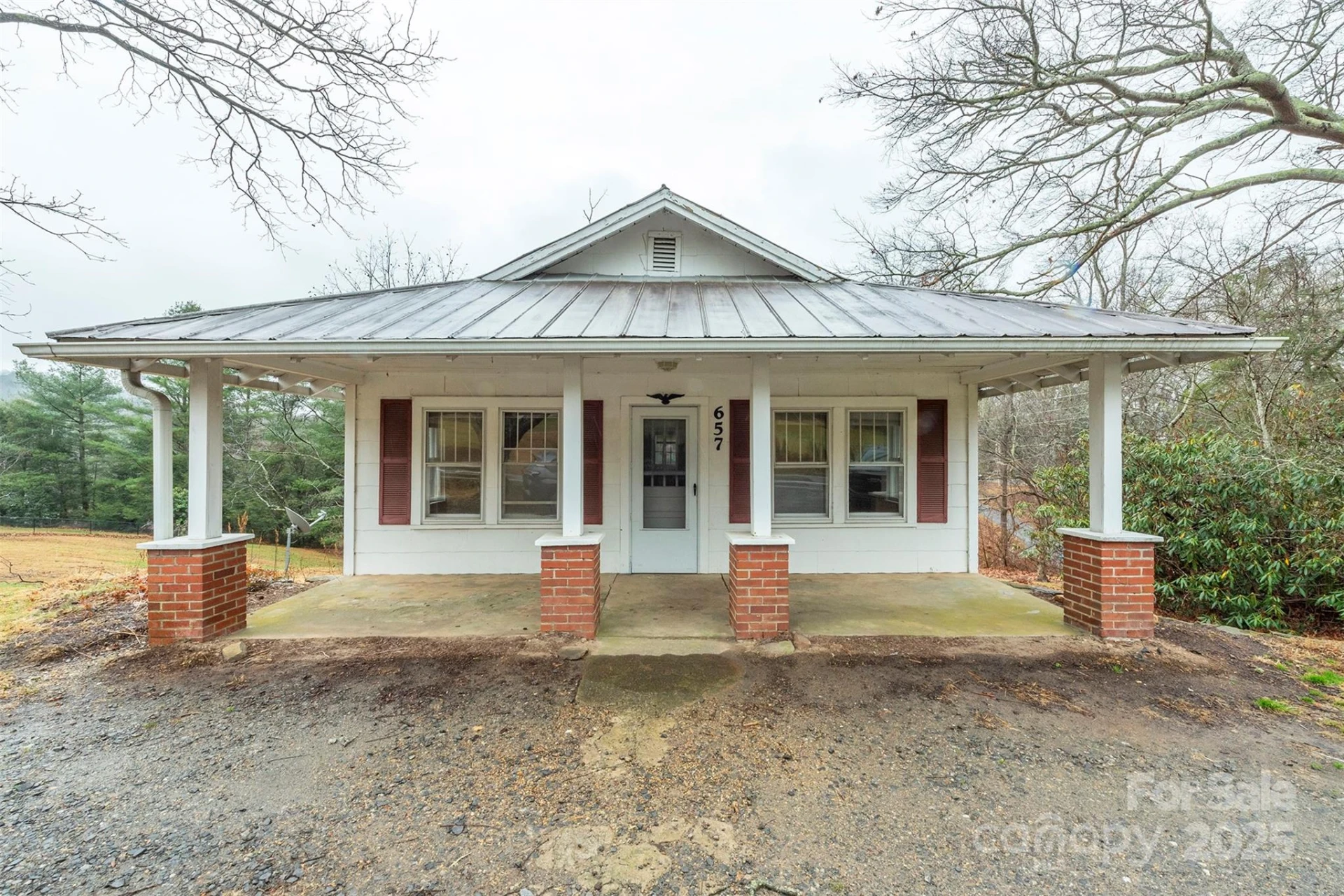 657 Old Fort Road