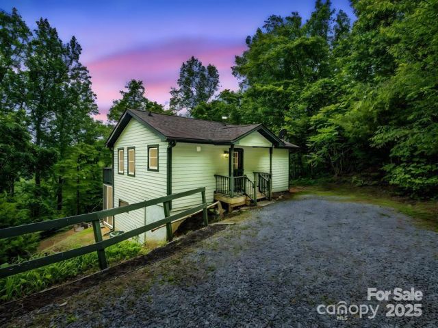 119 Celestial Way, Mill Spring, NC, 28756
