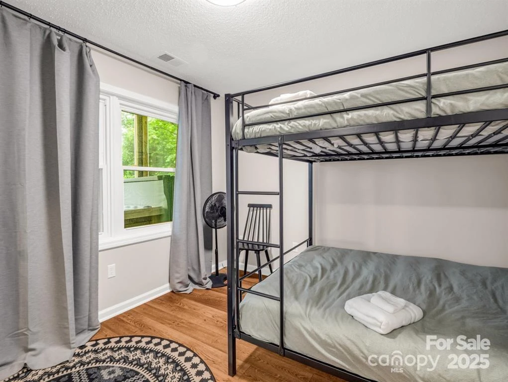 119 Celestial Way - Photo 18