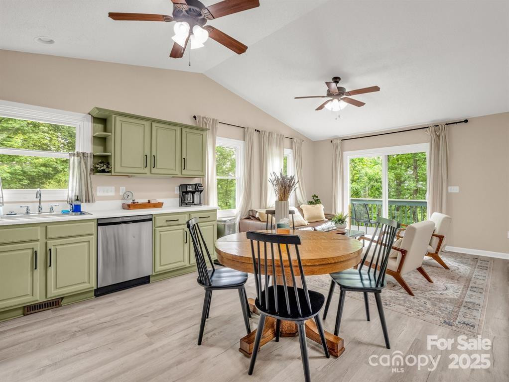 119 Celestial Way - Photo 6