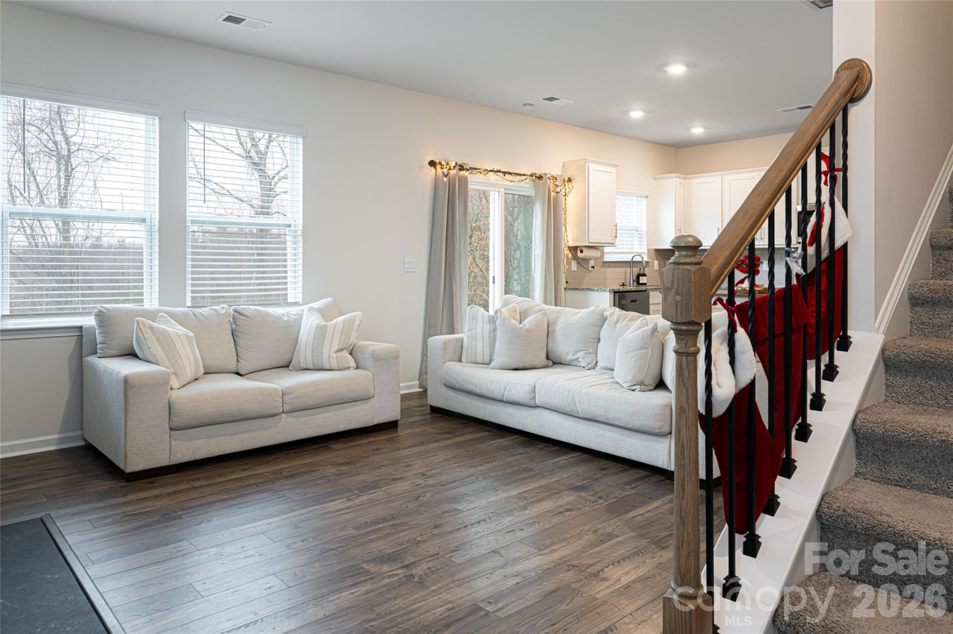 518 Jaca Lane - Photo 4