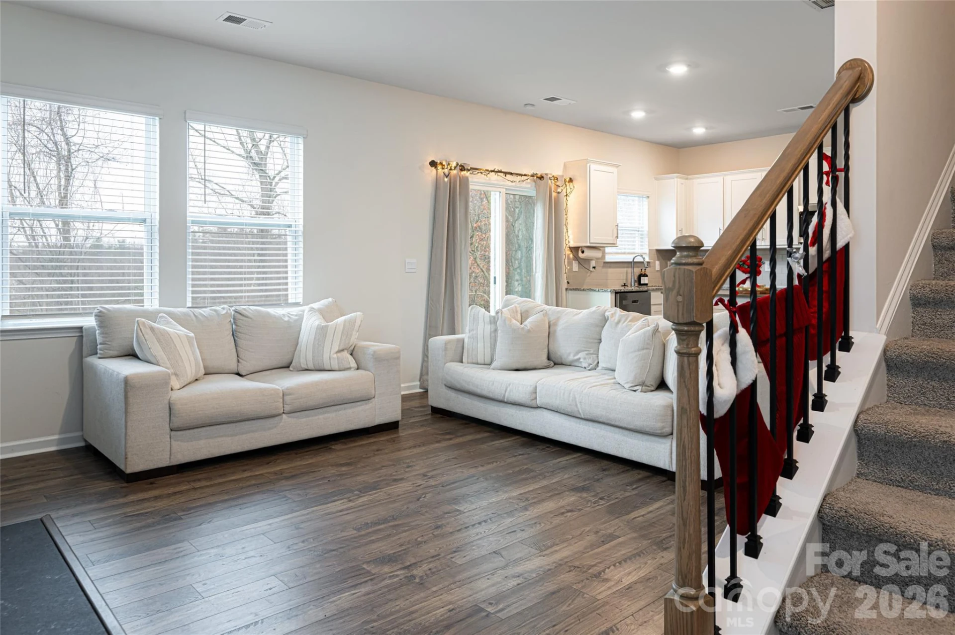 518 Jaca Lane - Photo 4