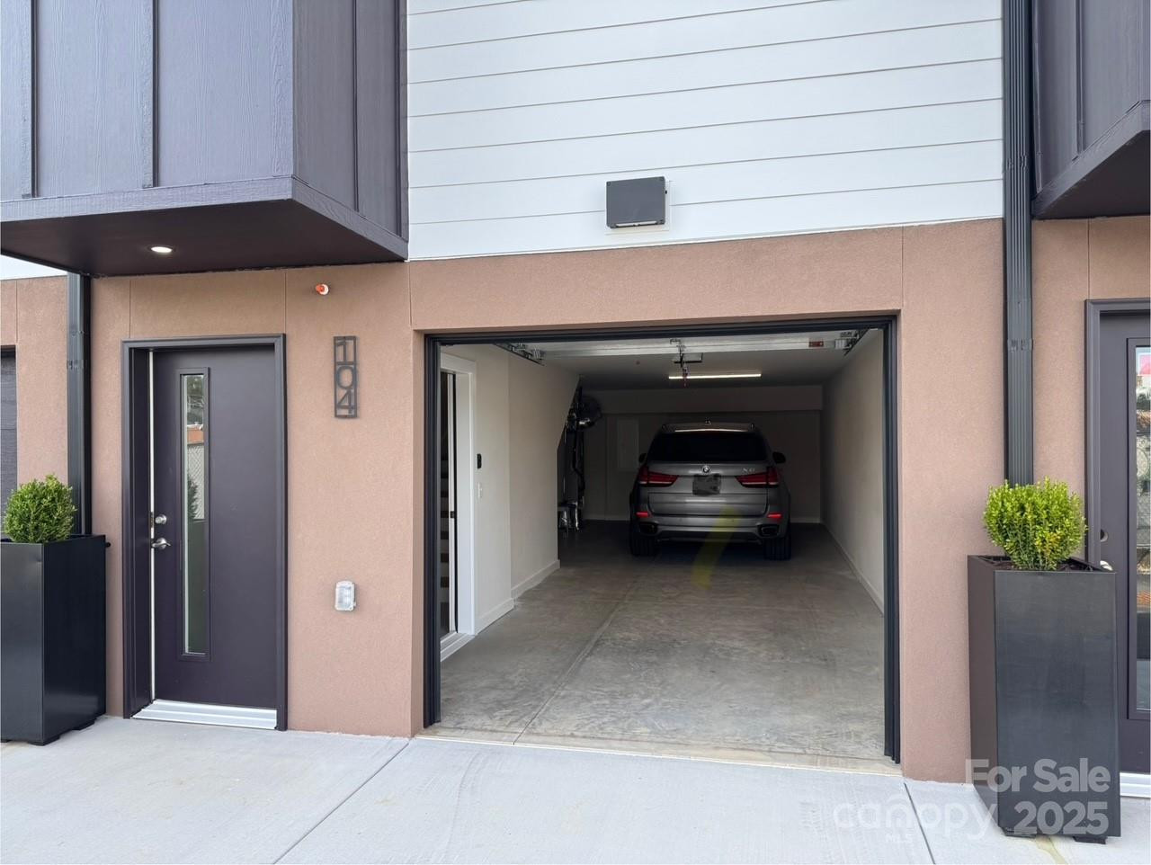 3 Lee Garden Lane #104 - Photo 6