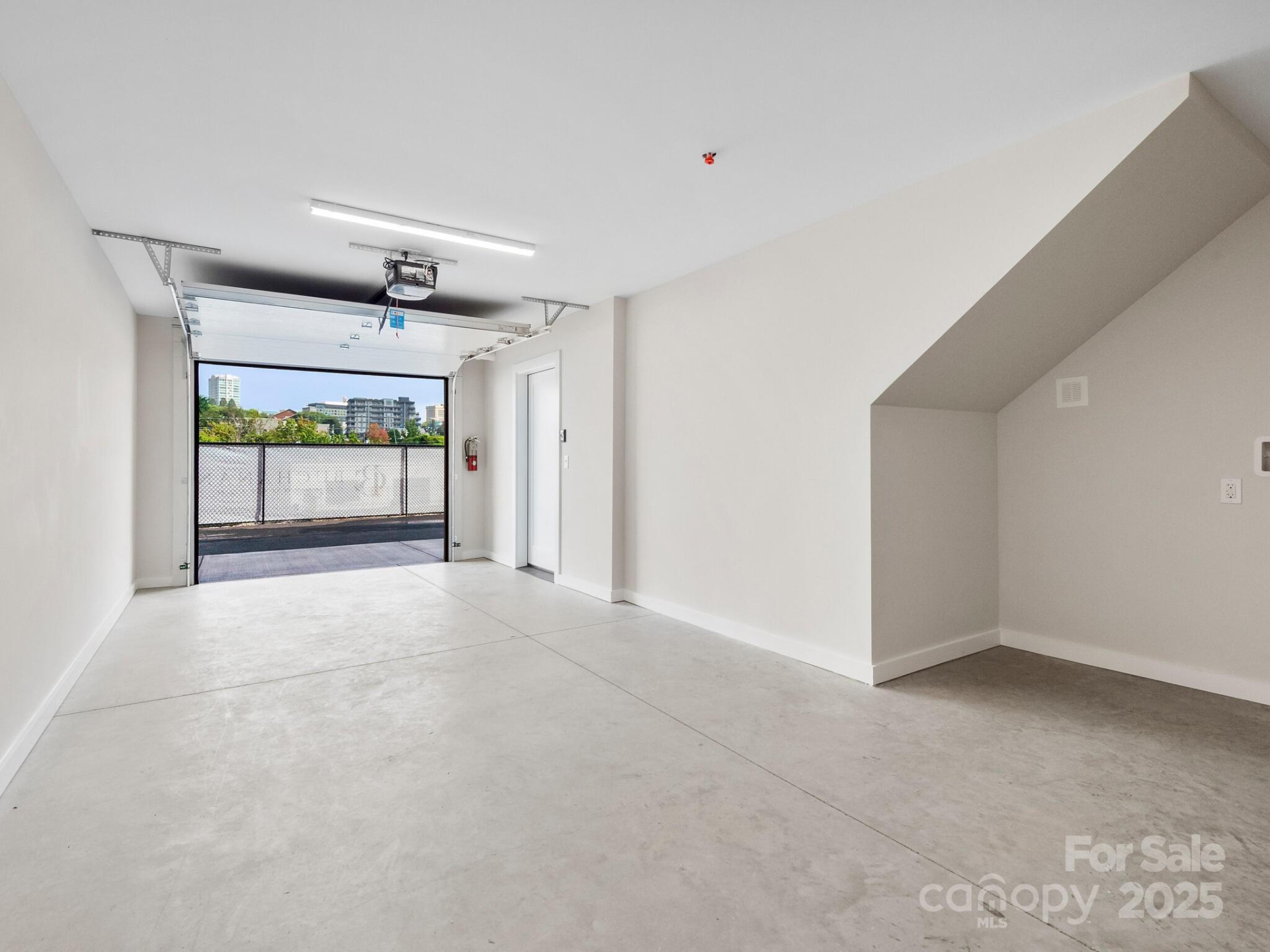 3 Lee Garden Lane #104 - Photo 8