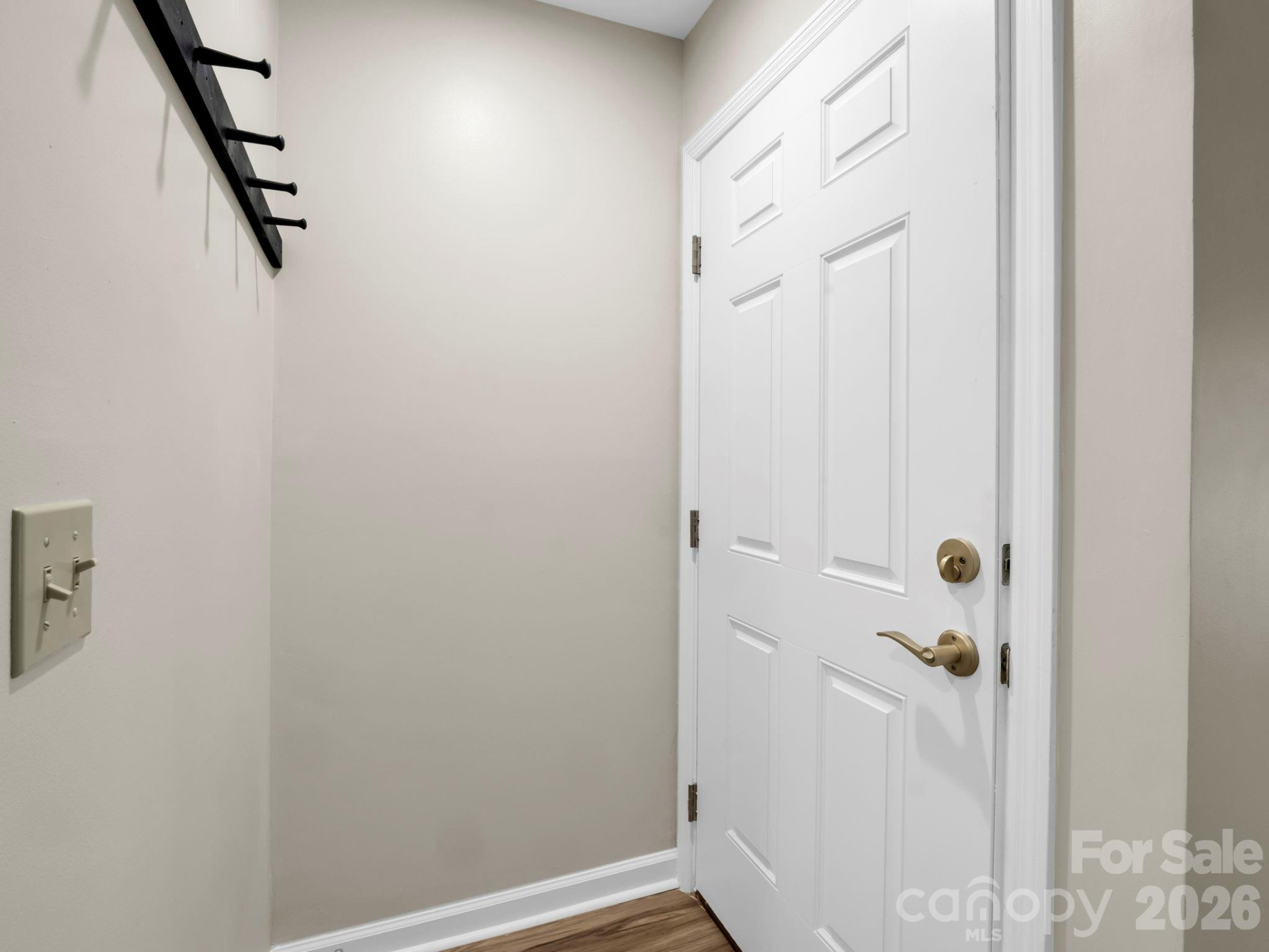 520 Courtwood Lane #4 - Photo 6