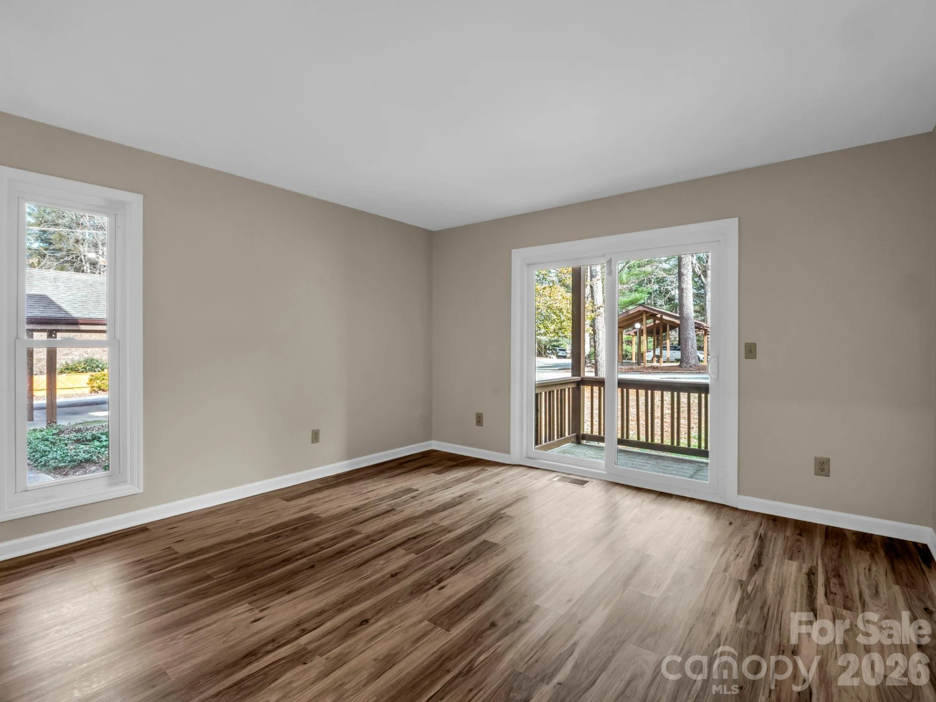 520 Courtwood Lane #4 - Photo 9