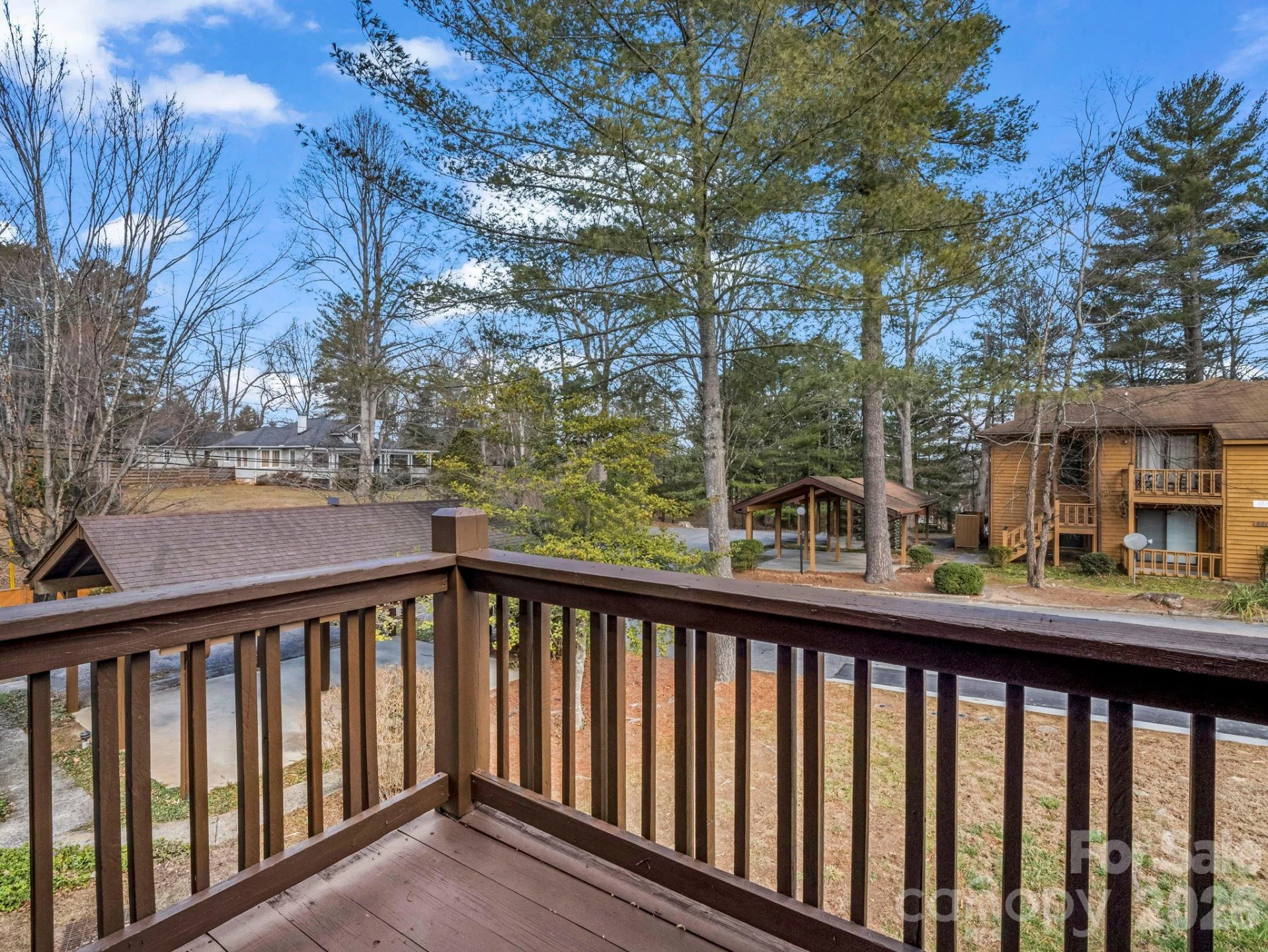 520 Courtwood Lane #8 - Photo 25