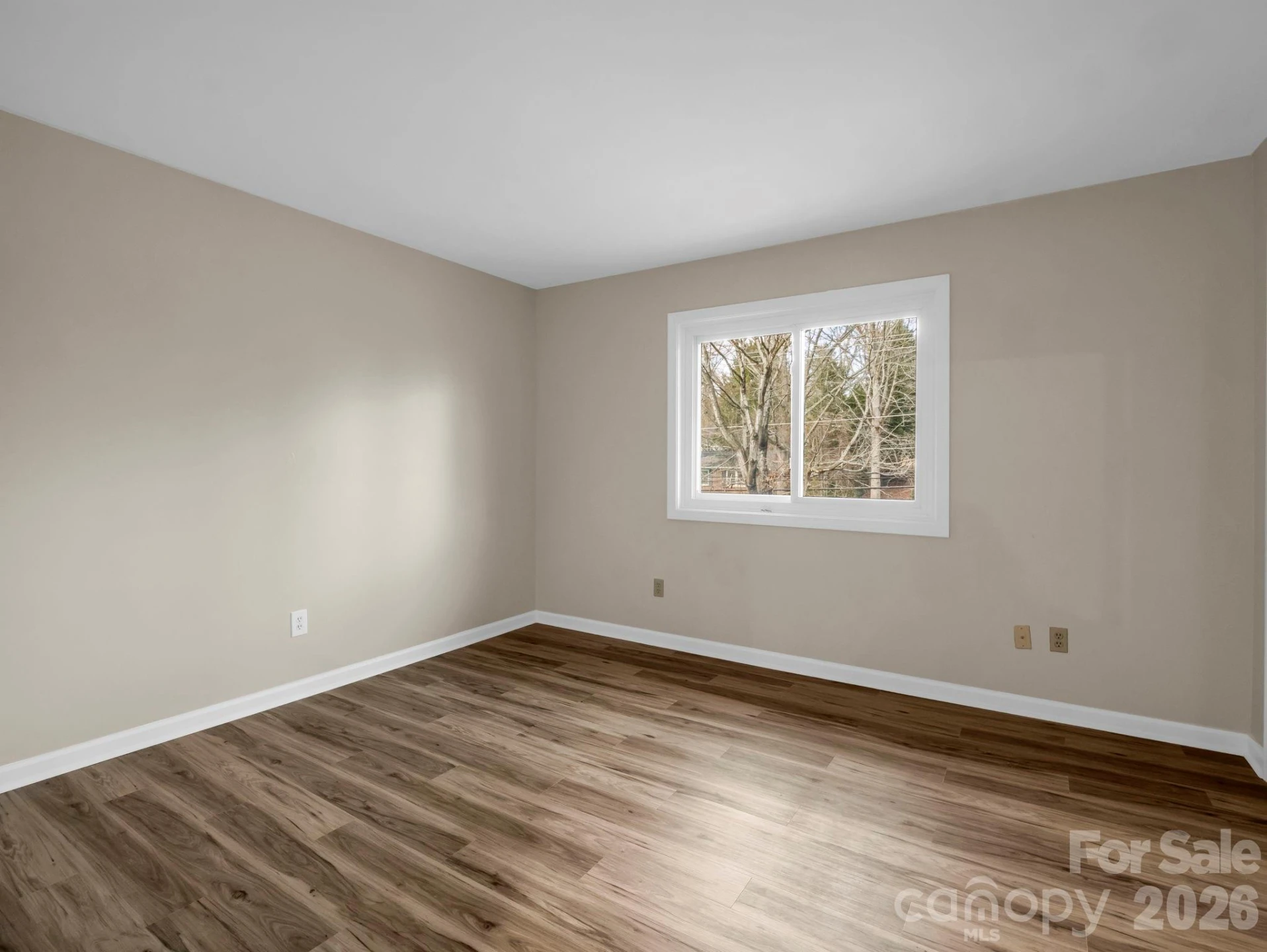 520 Courtwood Lane #8 - Photo 19