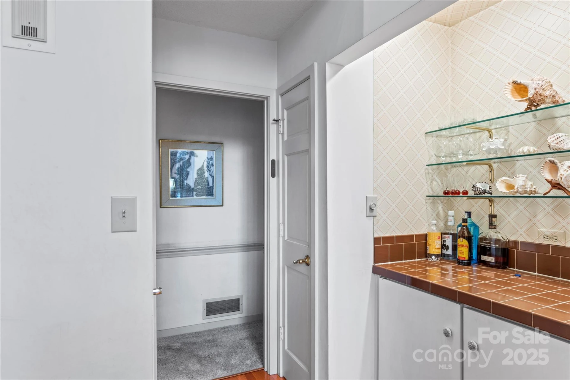 224 Forest Brook Drive - Photo 6