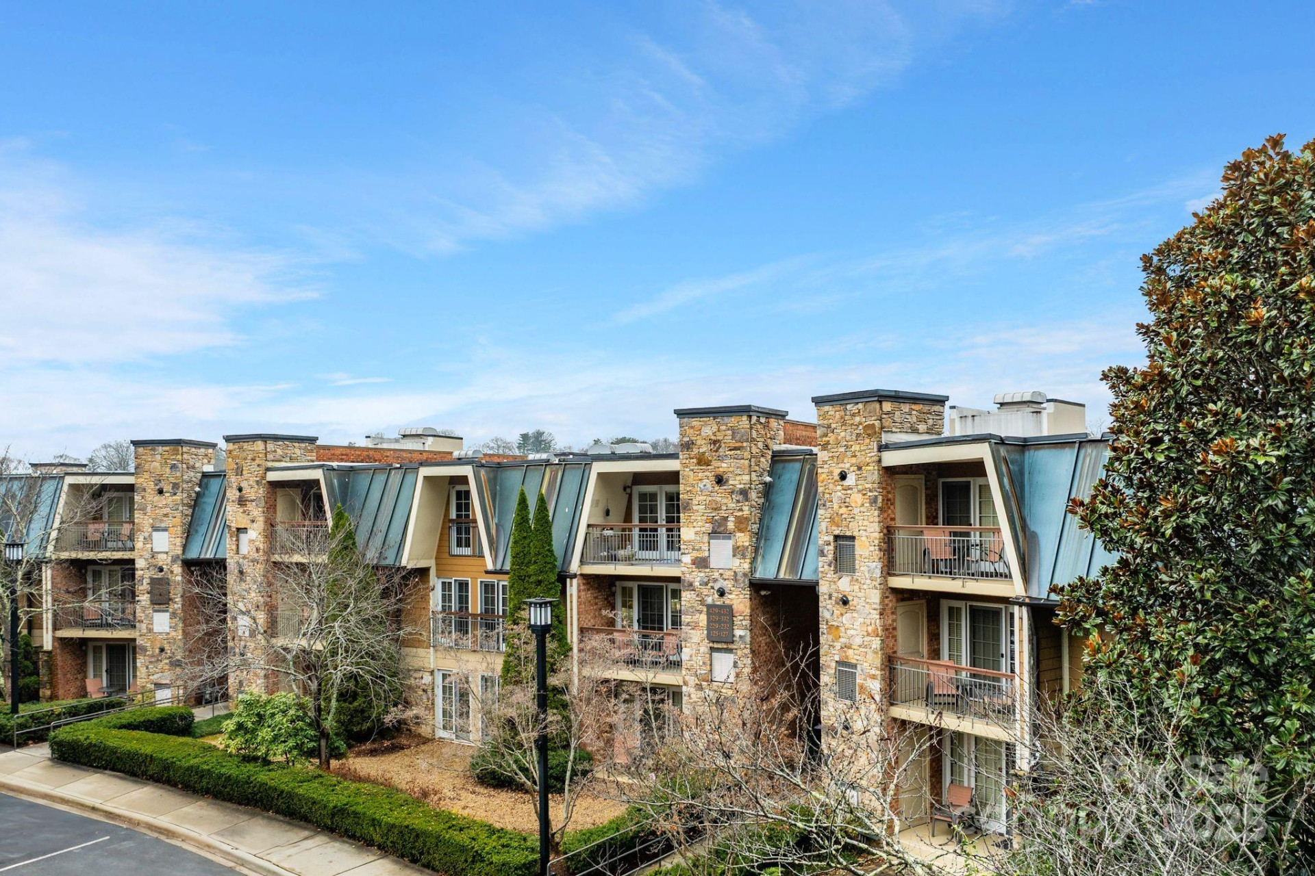 430 Bowling Park Road - Photo 2