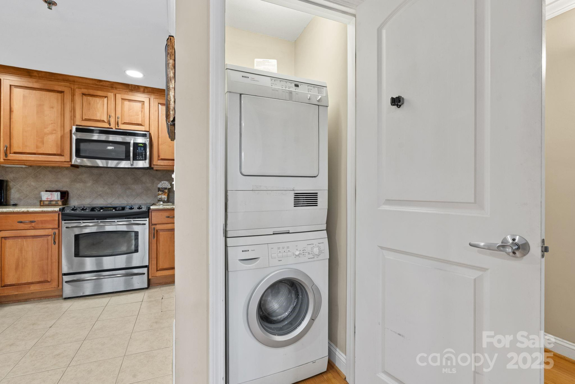 430 Bowling Park Road - Photo 10