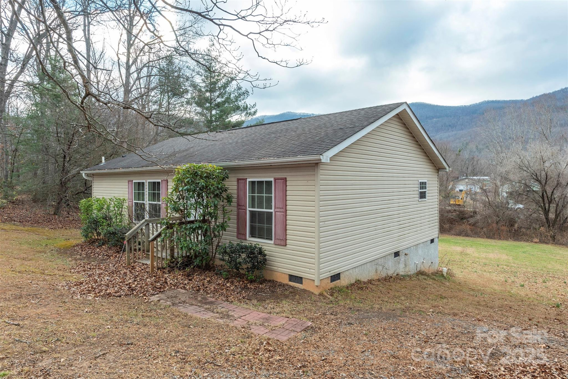 332 Richmond Avenue - Photo 2