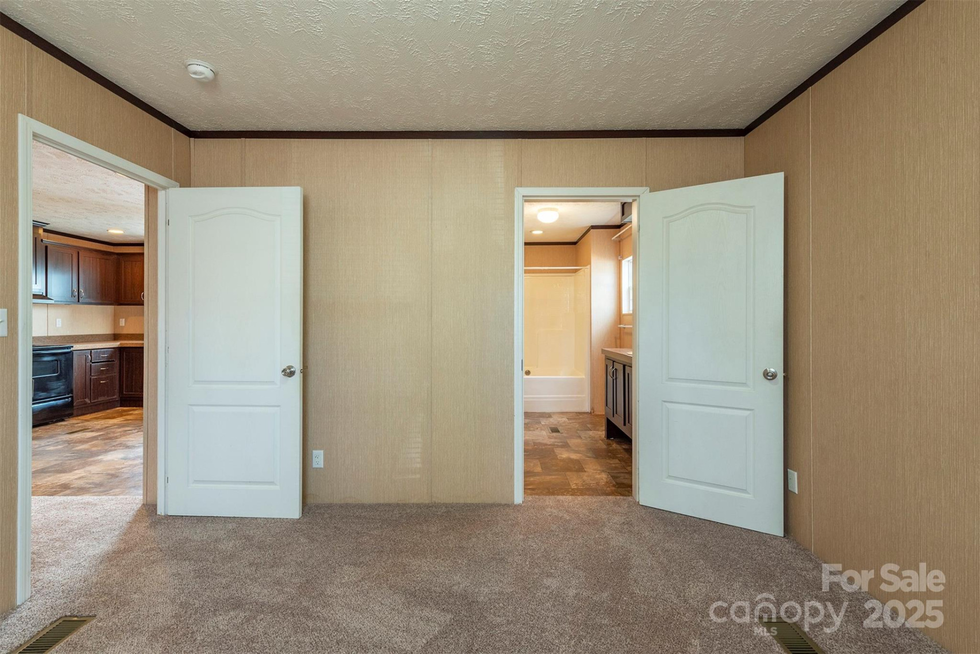 332 Richmond Avenue - Photo 14