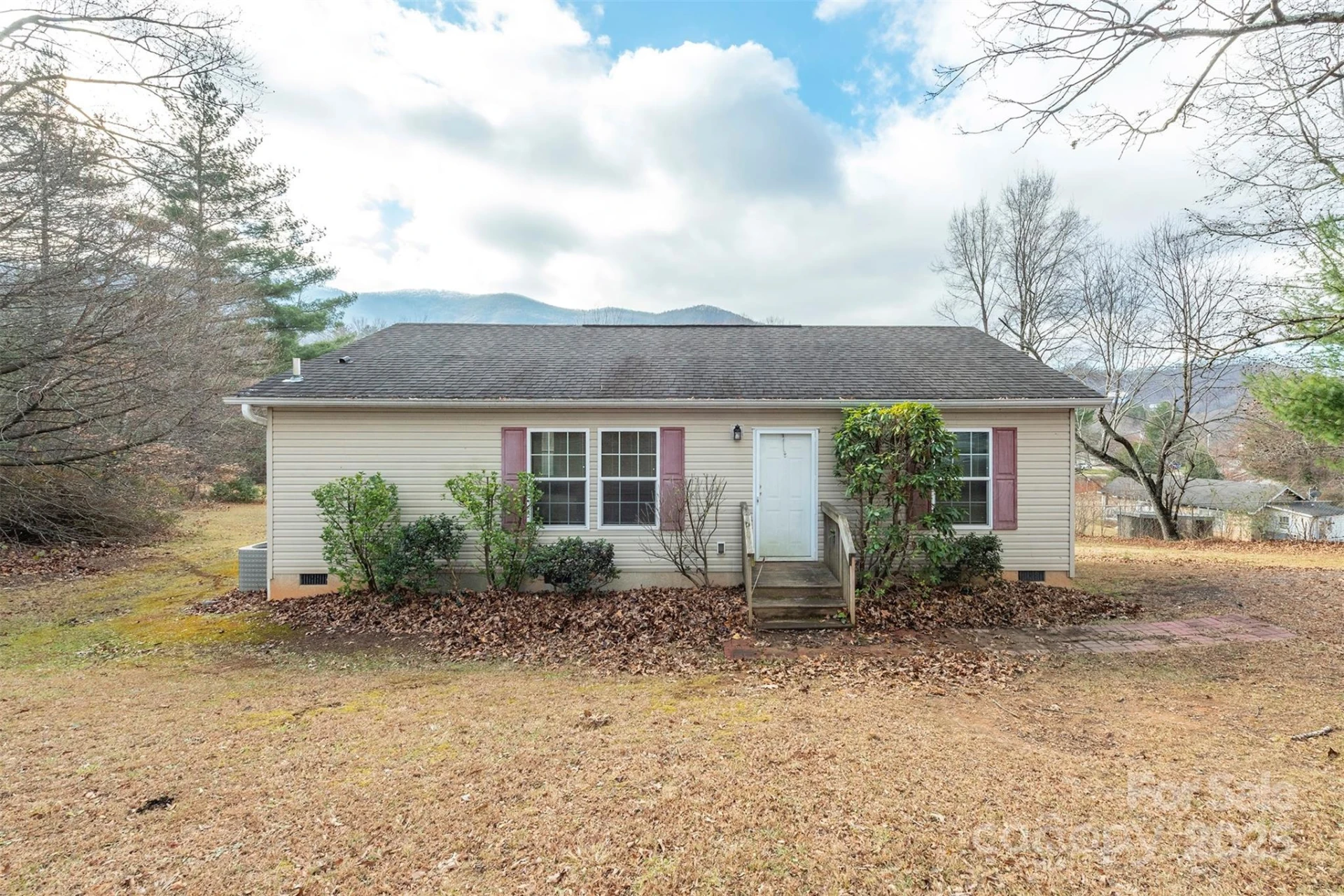 332 Richmond Avenue - Photo 3