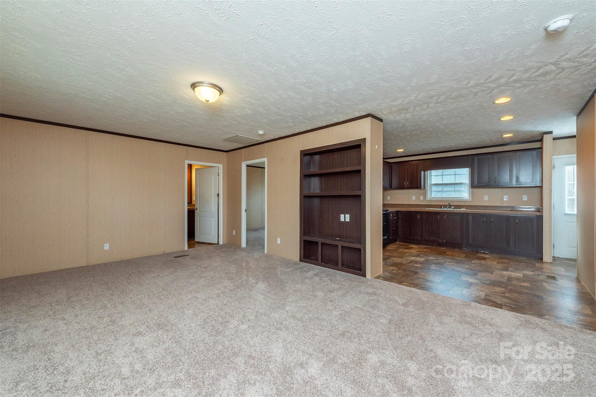 332 Richmond Avenue - Photo 4