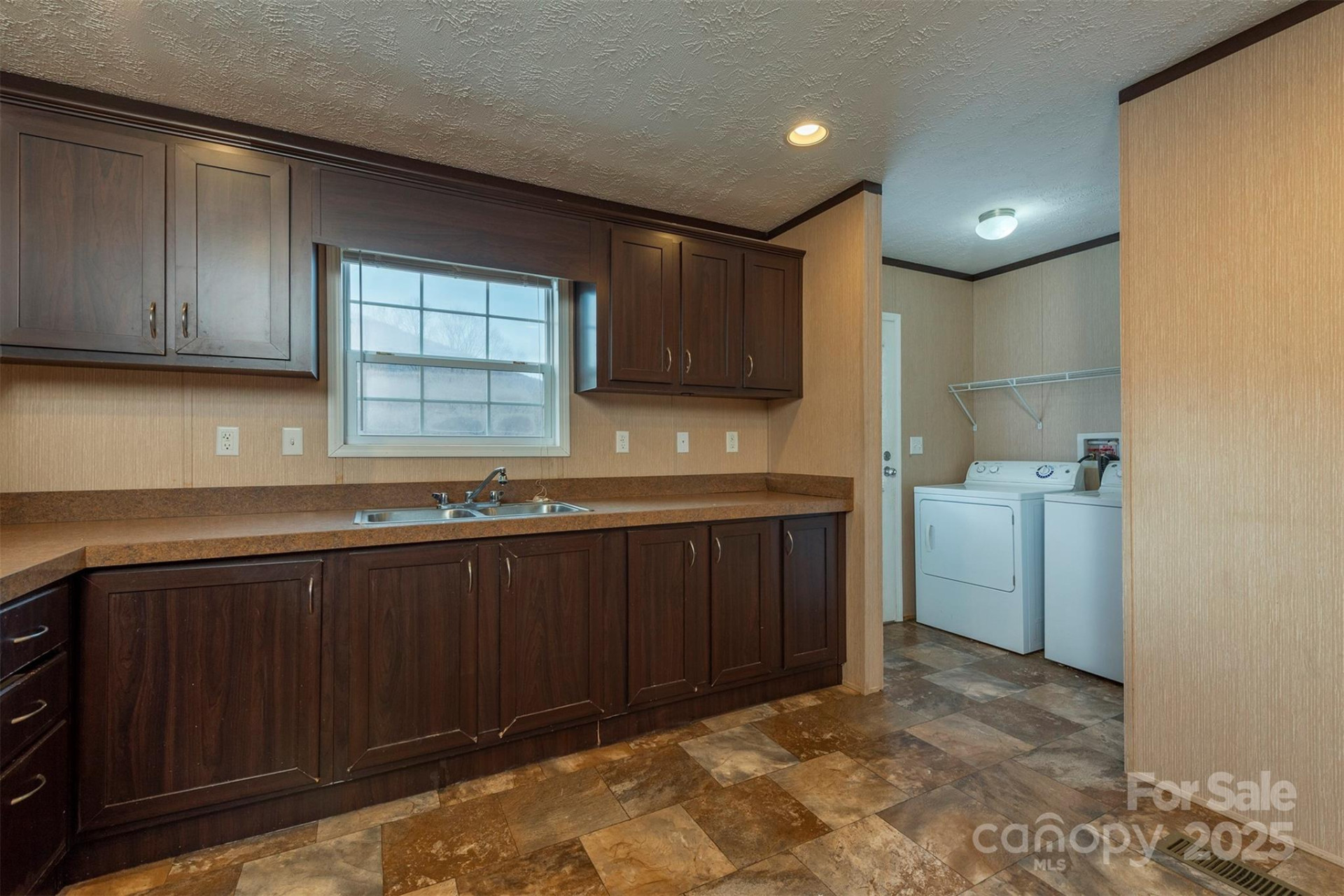 332 Richmond Avenue - Photo 7