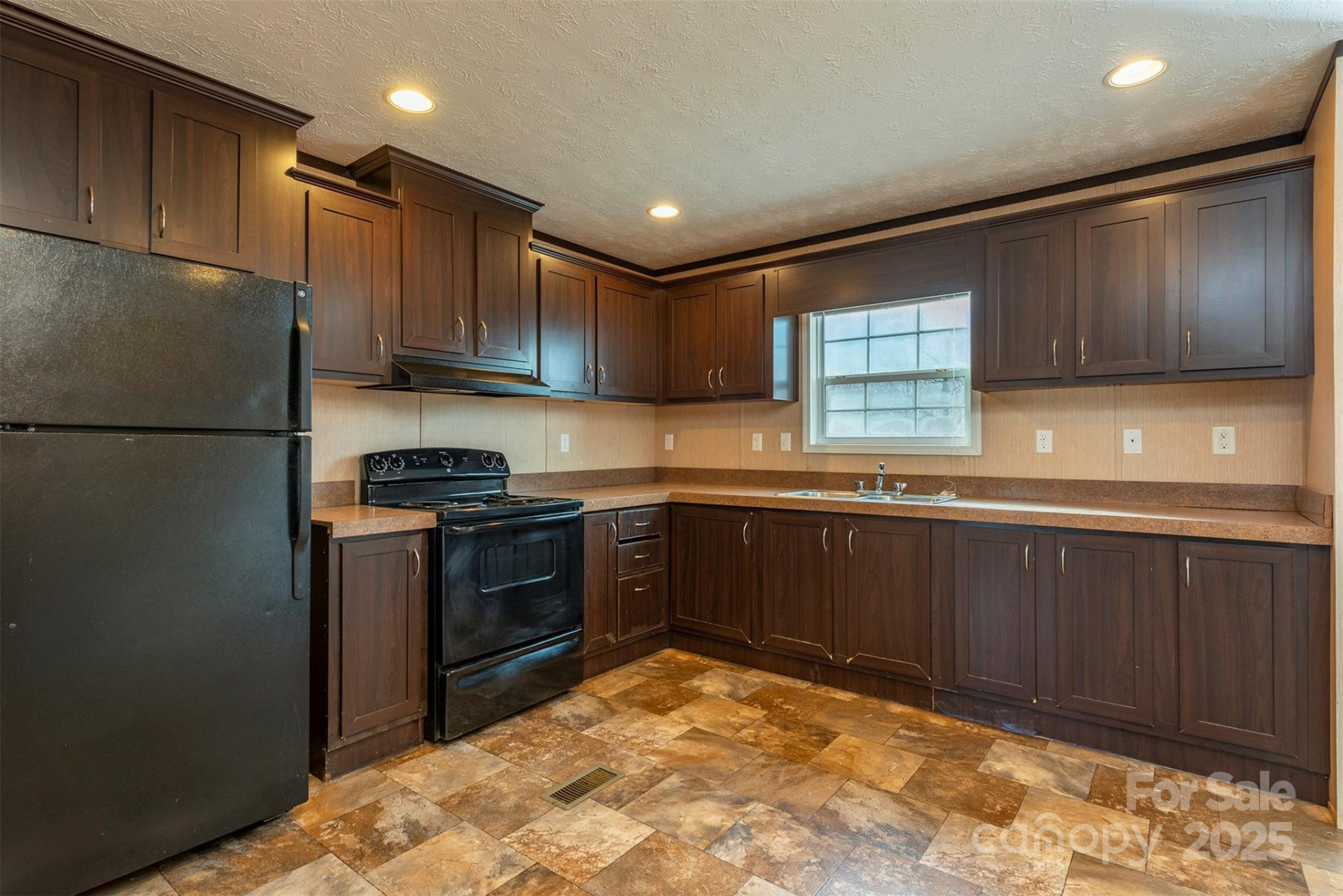 332 Richmond Avenue - Photo 8