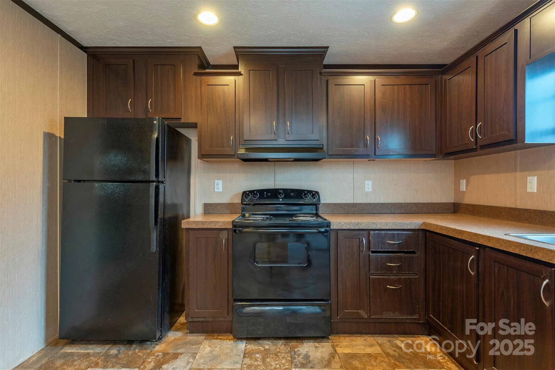 332 Richmond Avenue - Photo 9