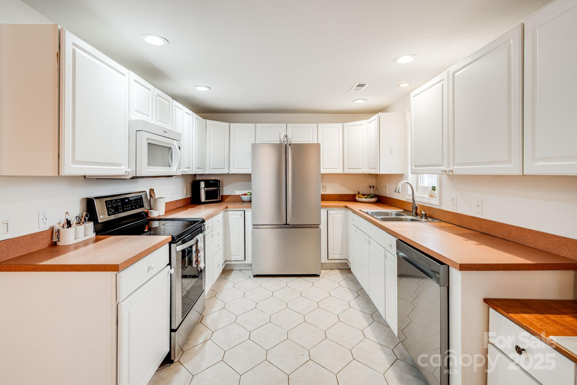 195 Whitmire Road - Photo 8