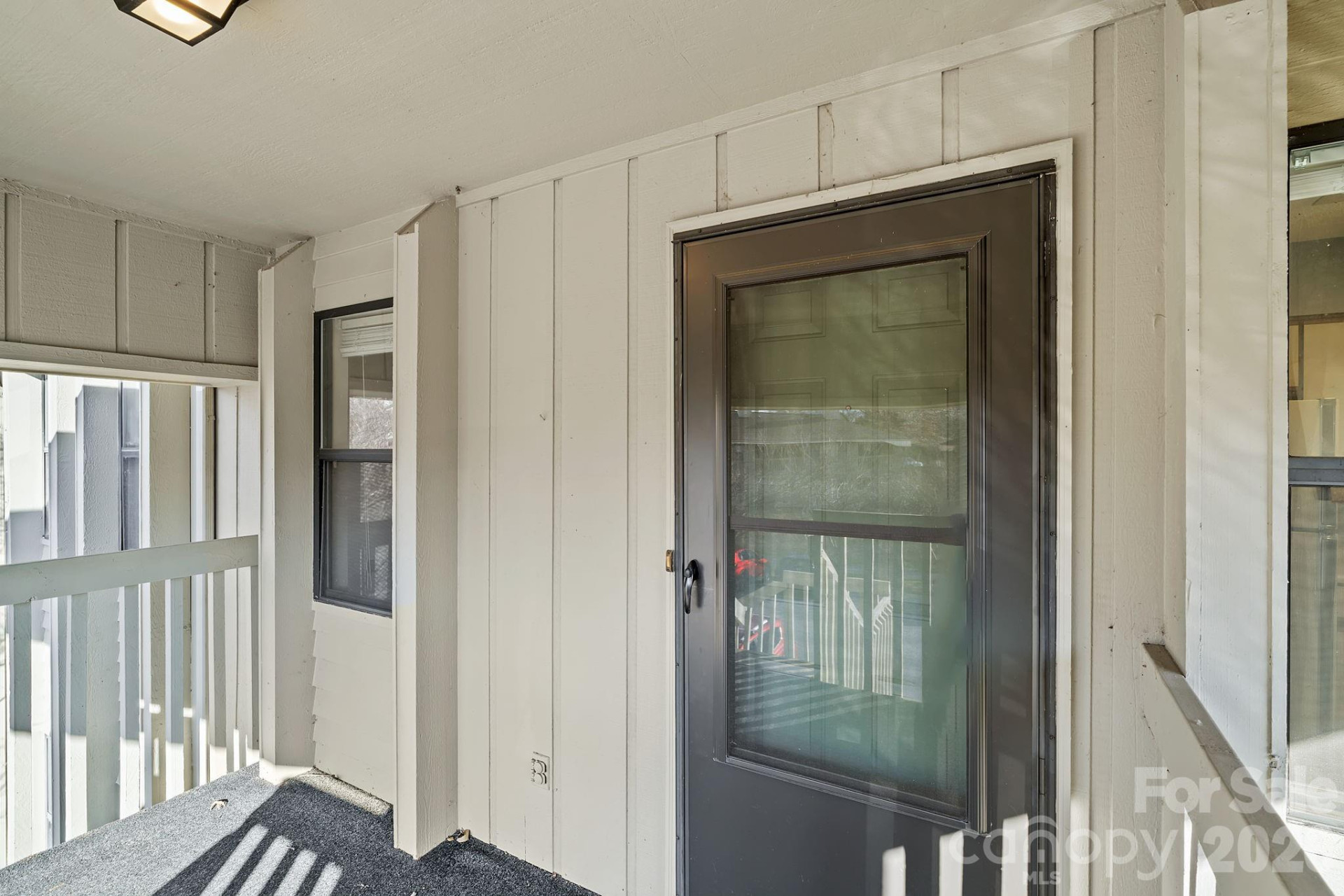 2604 Vineyard Boulevard - Photo 2