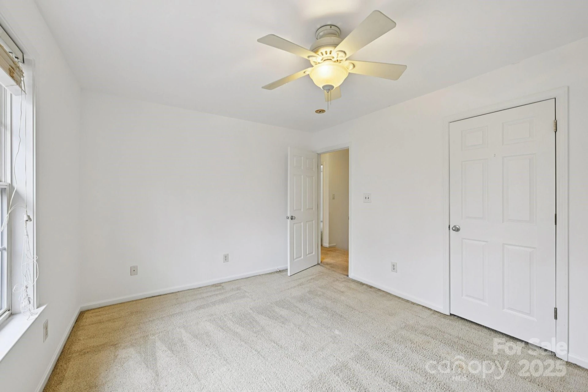3543 Lake Bluff Drive - Photo 25