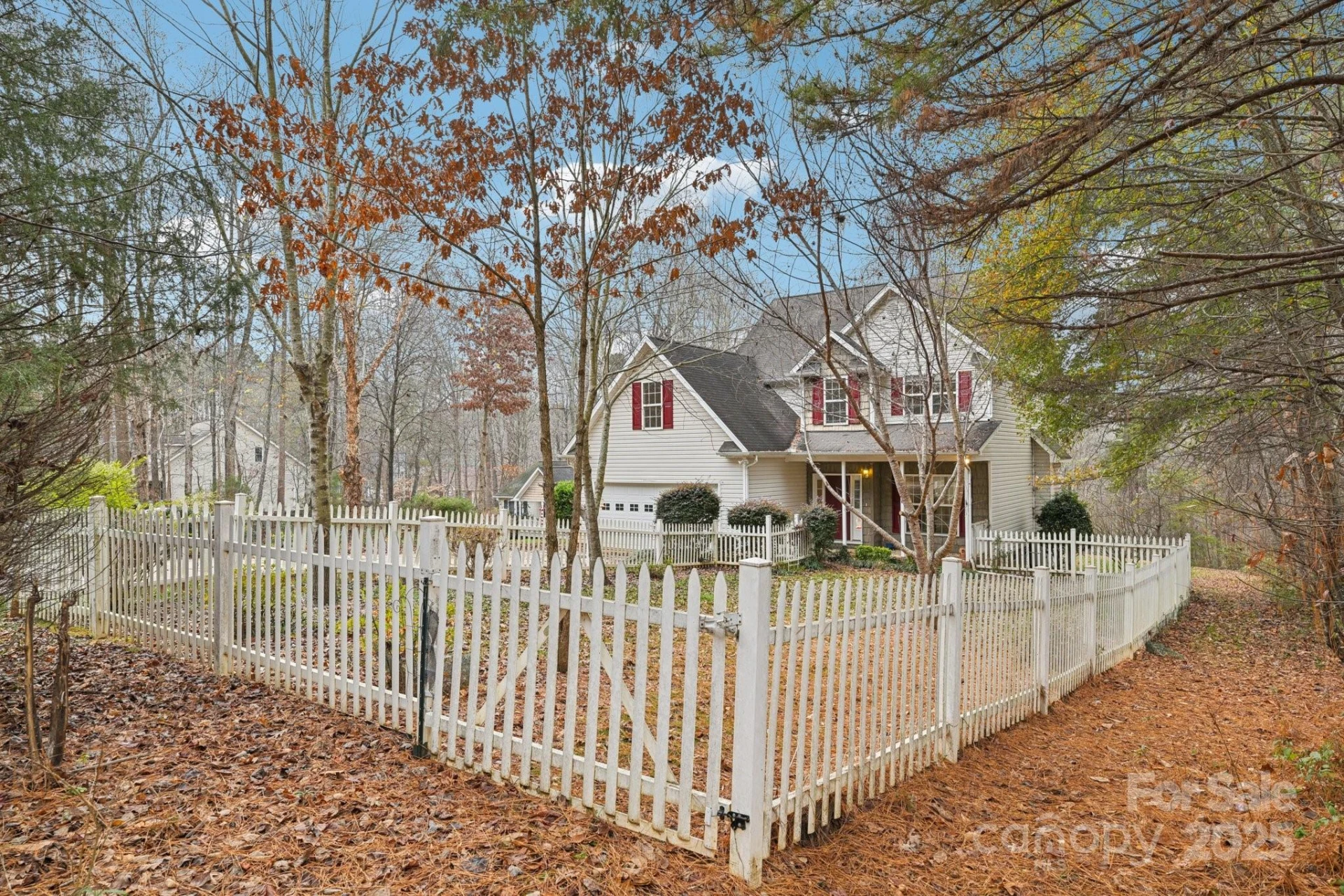 3543 Lake Bluff Drive - Photo 32