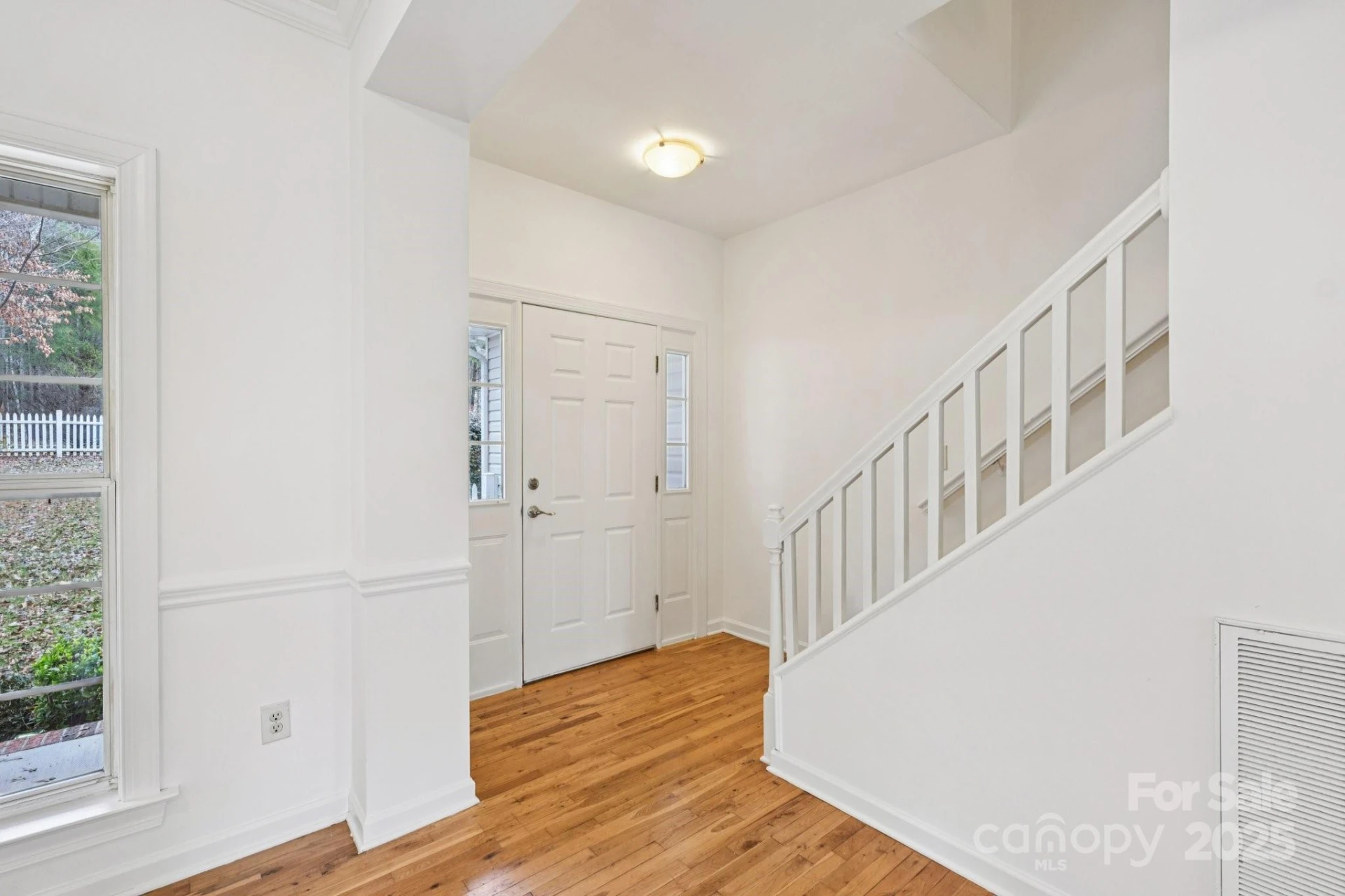 3543 Lake Bluff Drive - Photo 8