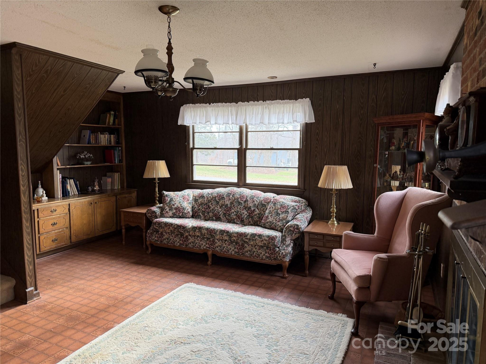 125 Mckinney Street - Photo 2