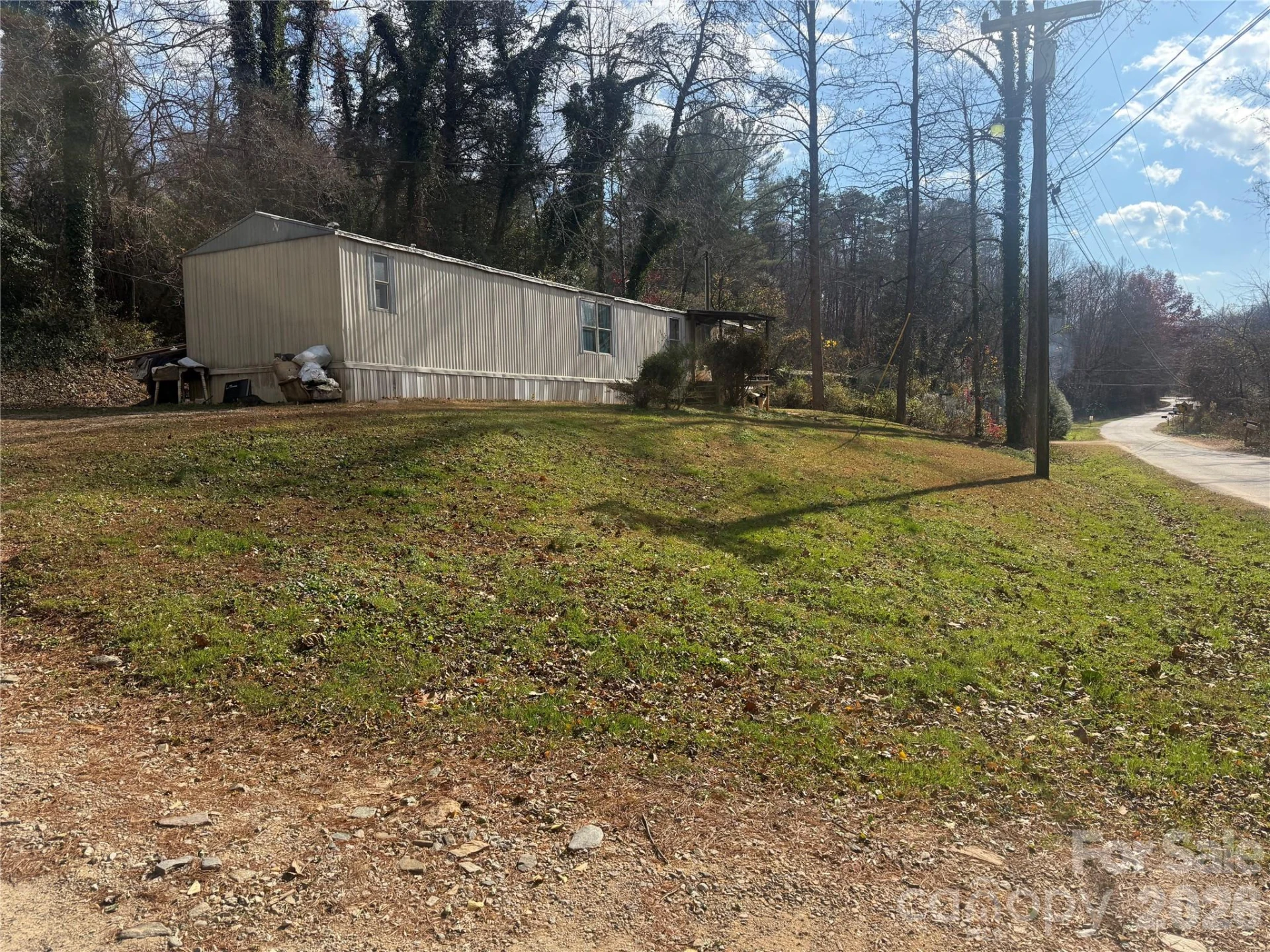 222 Forsythe Street - Photo 4