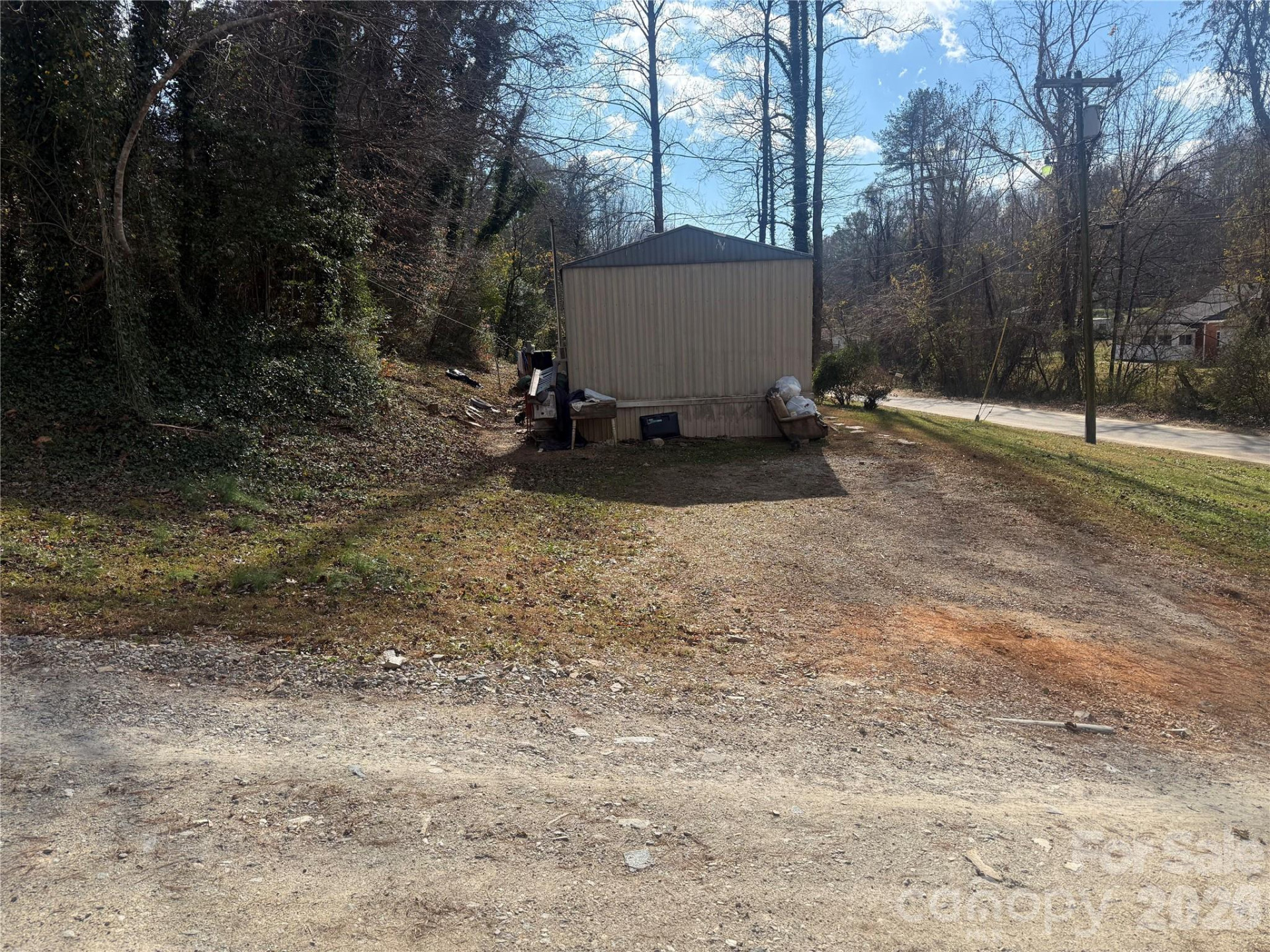 222 Forsythe Street - Photo 5