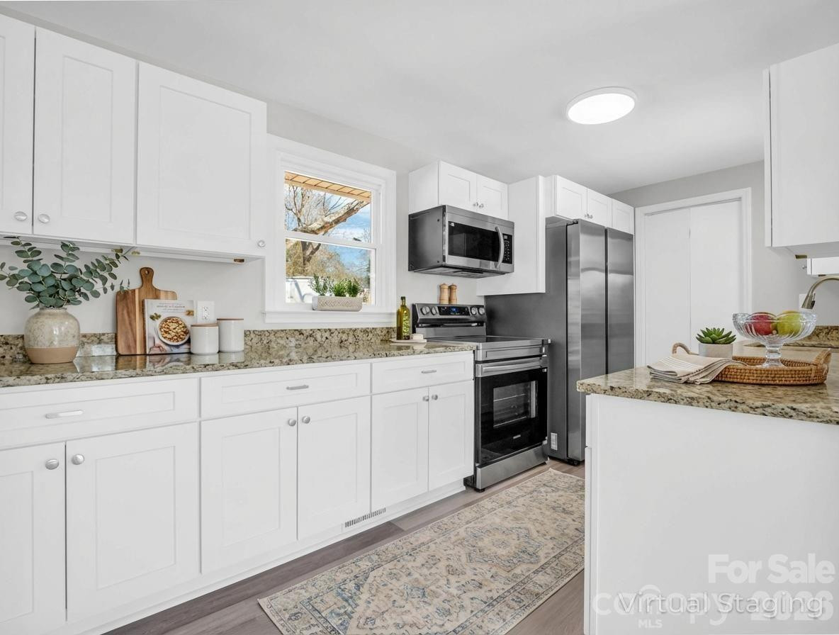 184 Sedgefield Drive - Photo 3