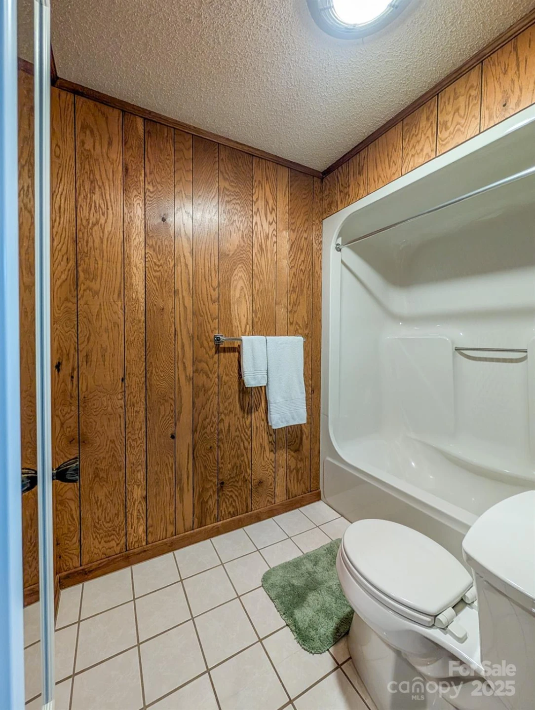 39 Hawthorne Lane - Photo 19
