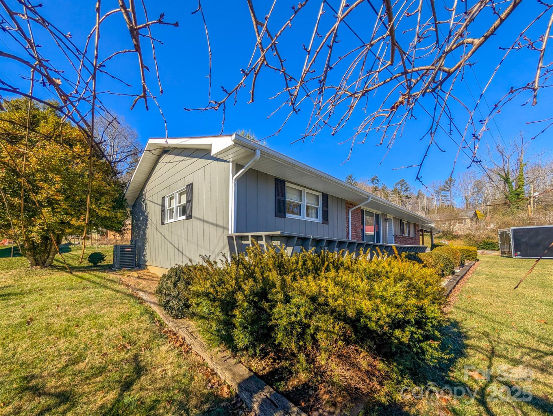 39 Hawthorne Lane - Photo 32