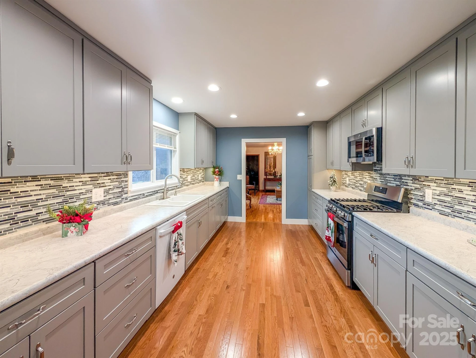 39 Hawthorne Lane - Photo 5