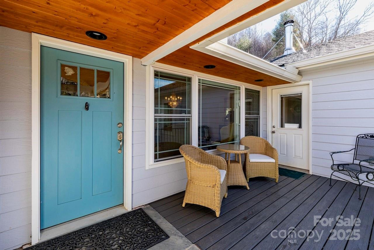 2888 Beaverdam Road - Photo 2