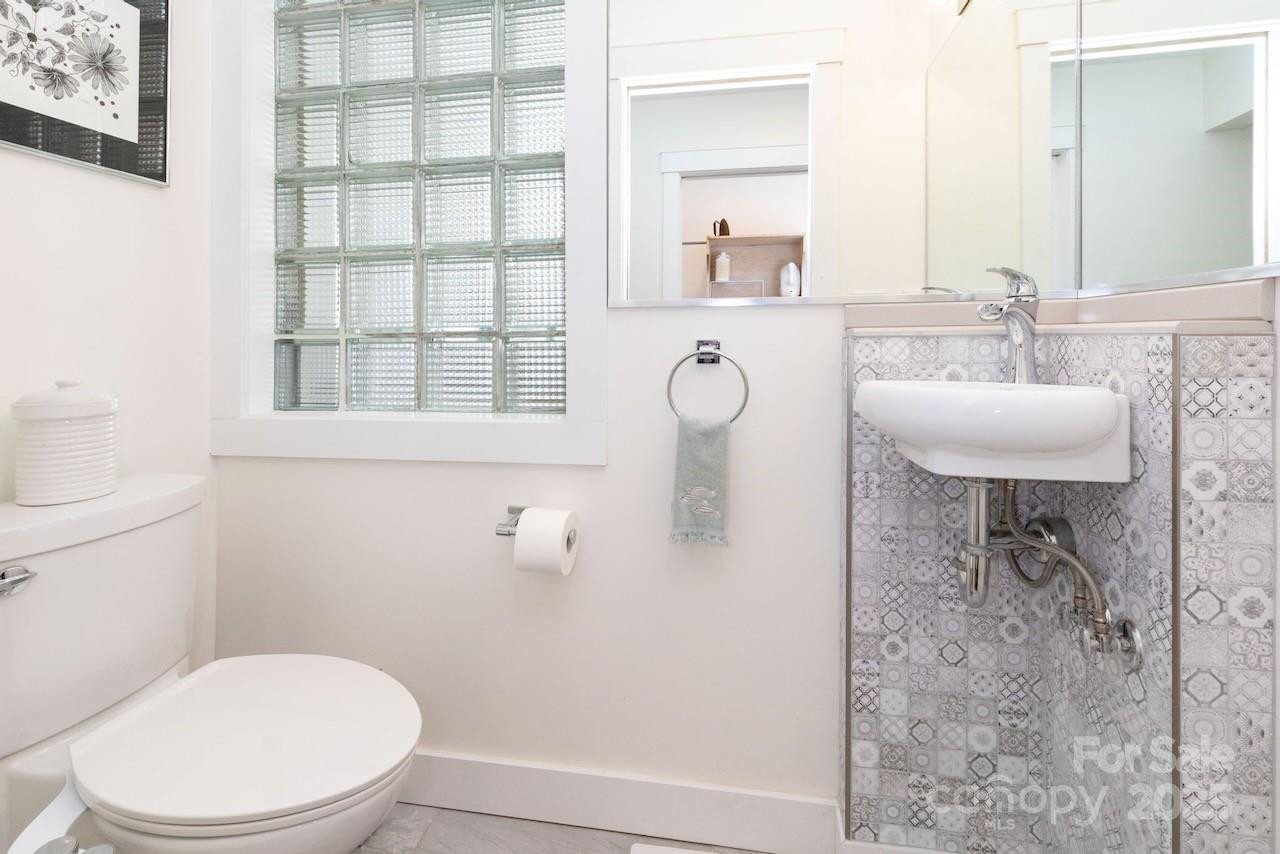 2888 Beaverdam Road - Photo 15