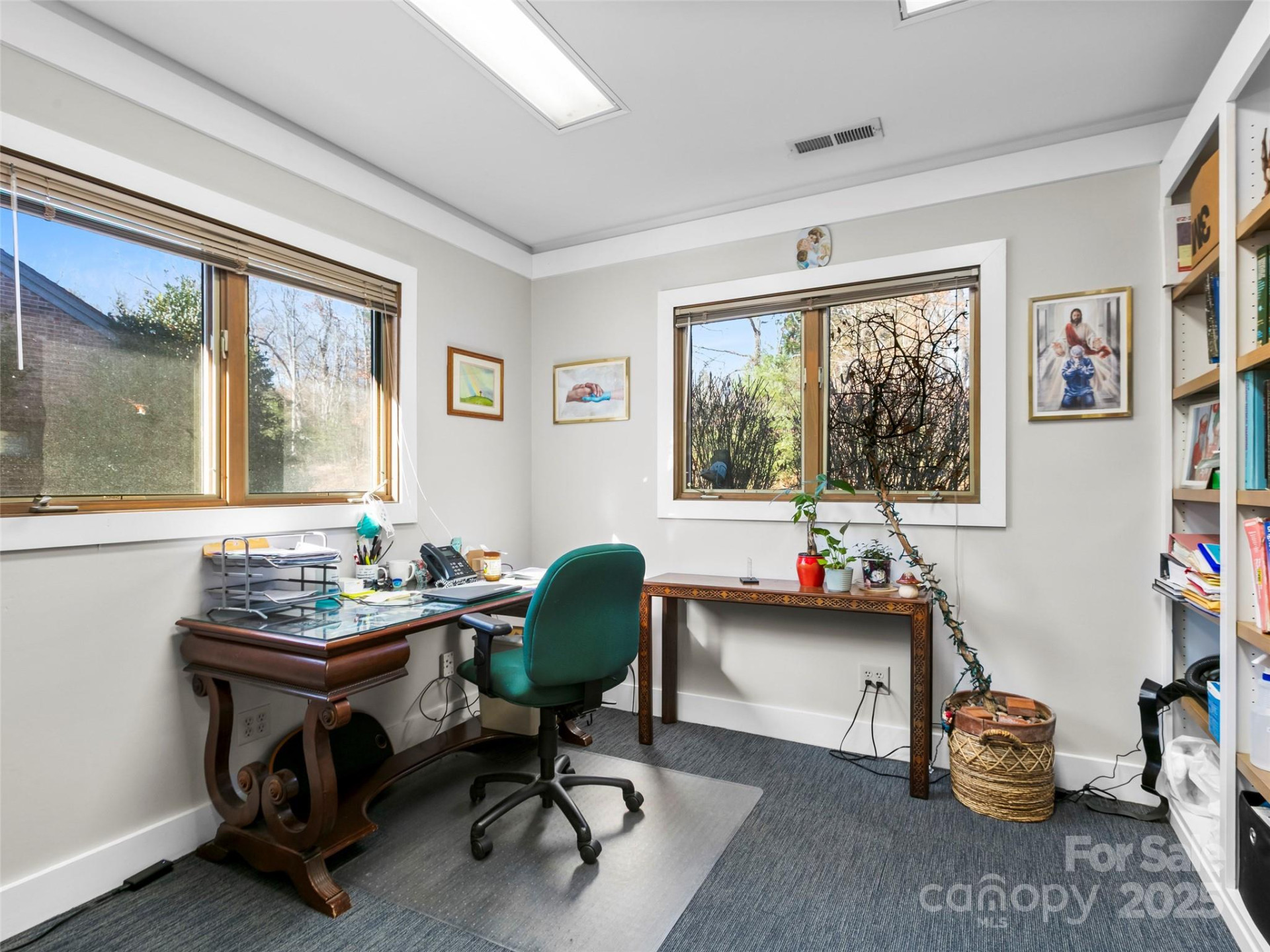 157 Medical Park Drive - Photo 2